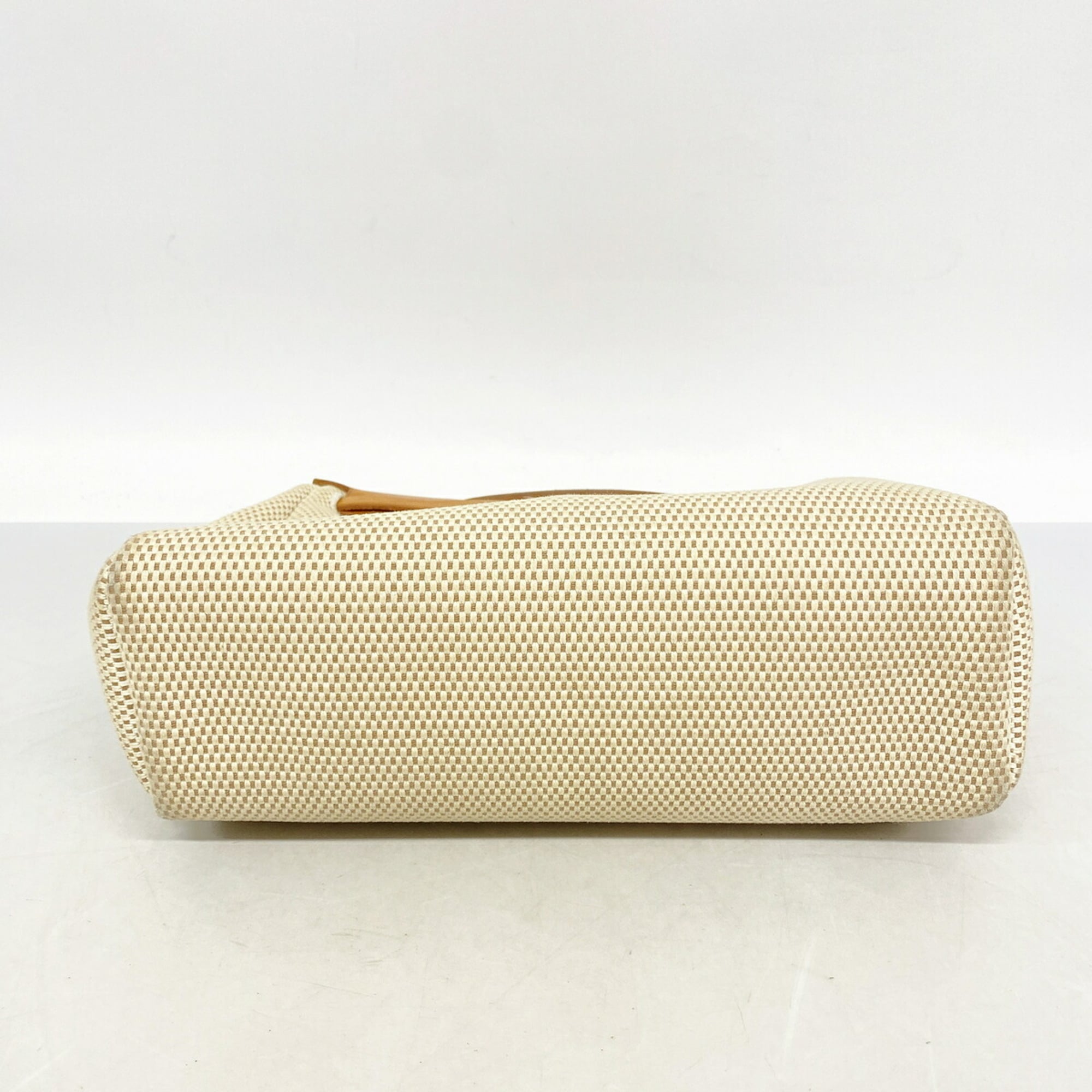 Hermes Natural Handbag (Pre-Owned)