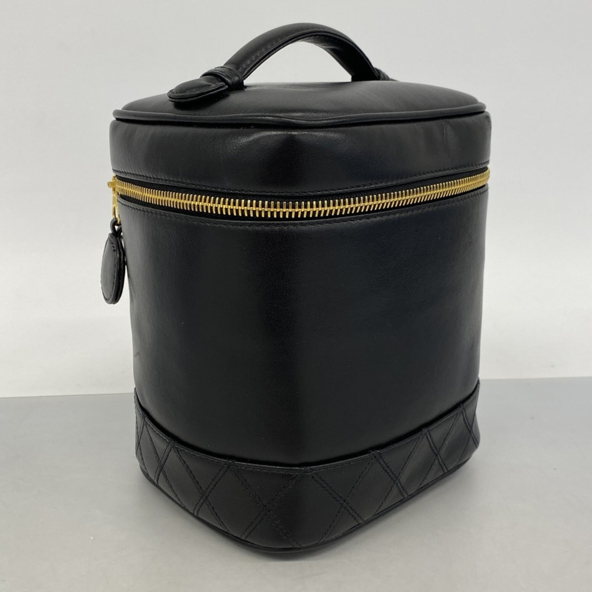 Chanel Black Leather Vanity Bag (Pre-Owned)