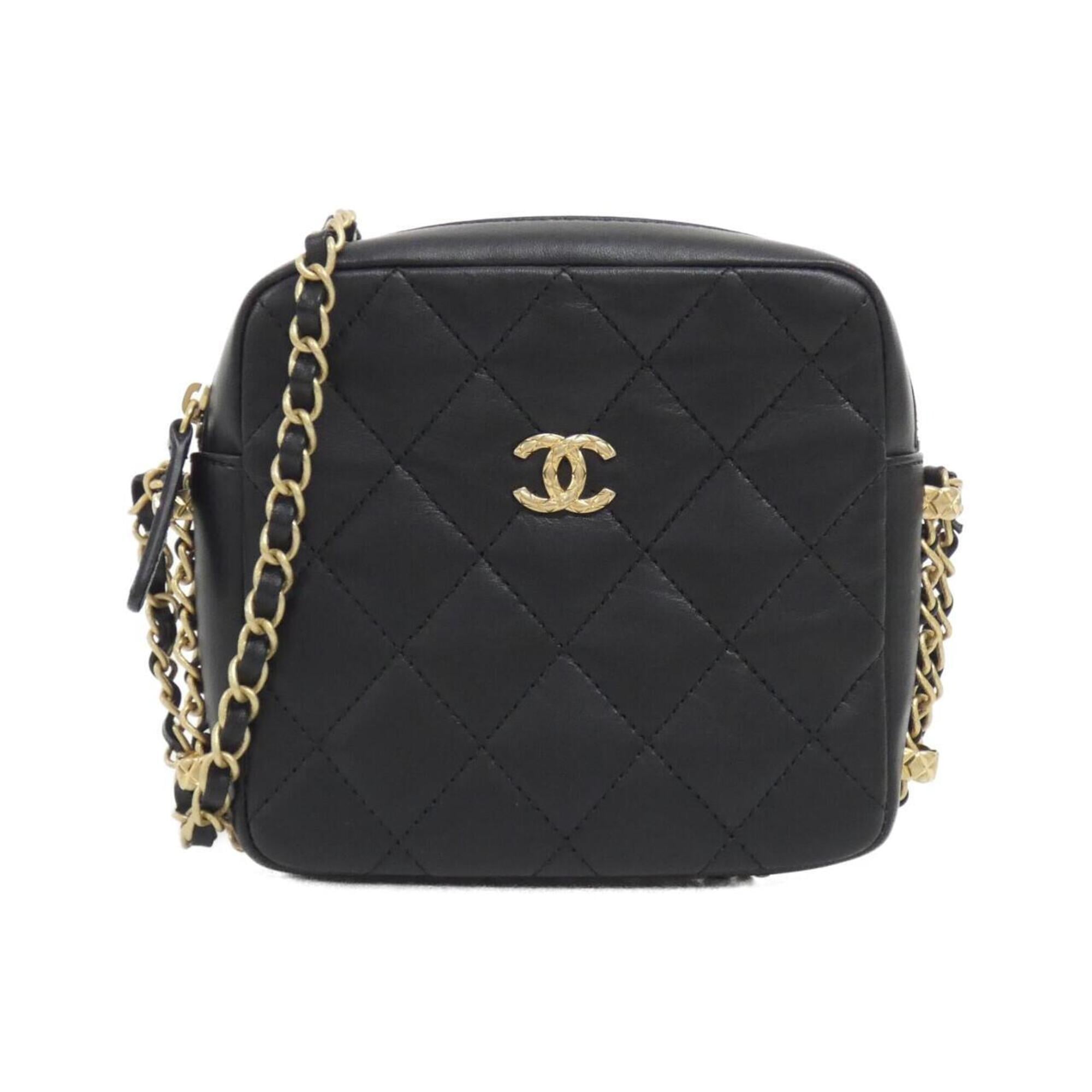 Chanel Black Leather Shoulder Bag (Pre-Owned)