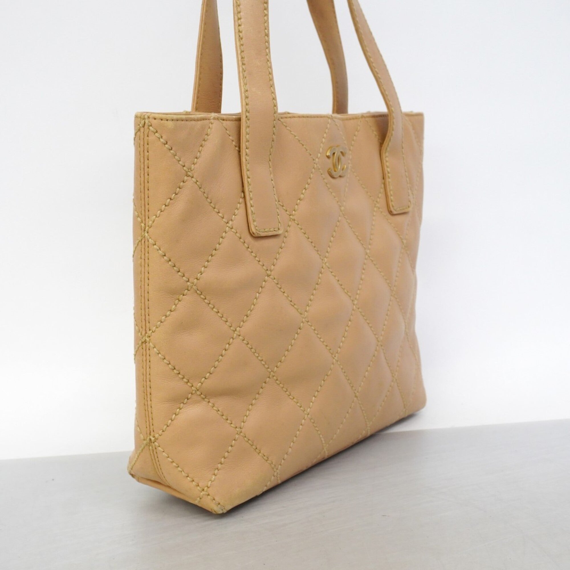 Chanel Beige Leather Tote Bag (Pre-Owned)