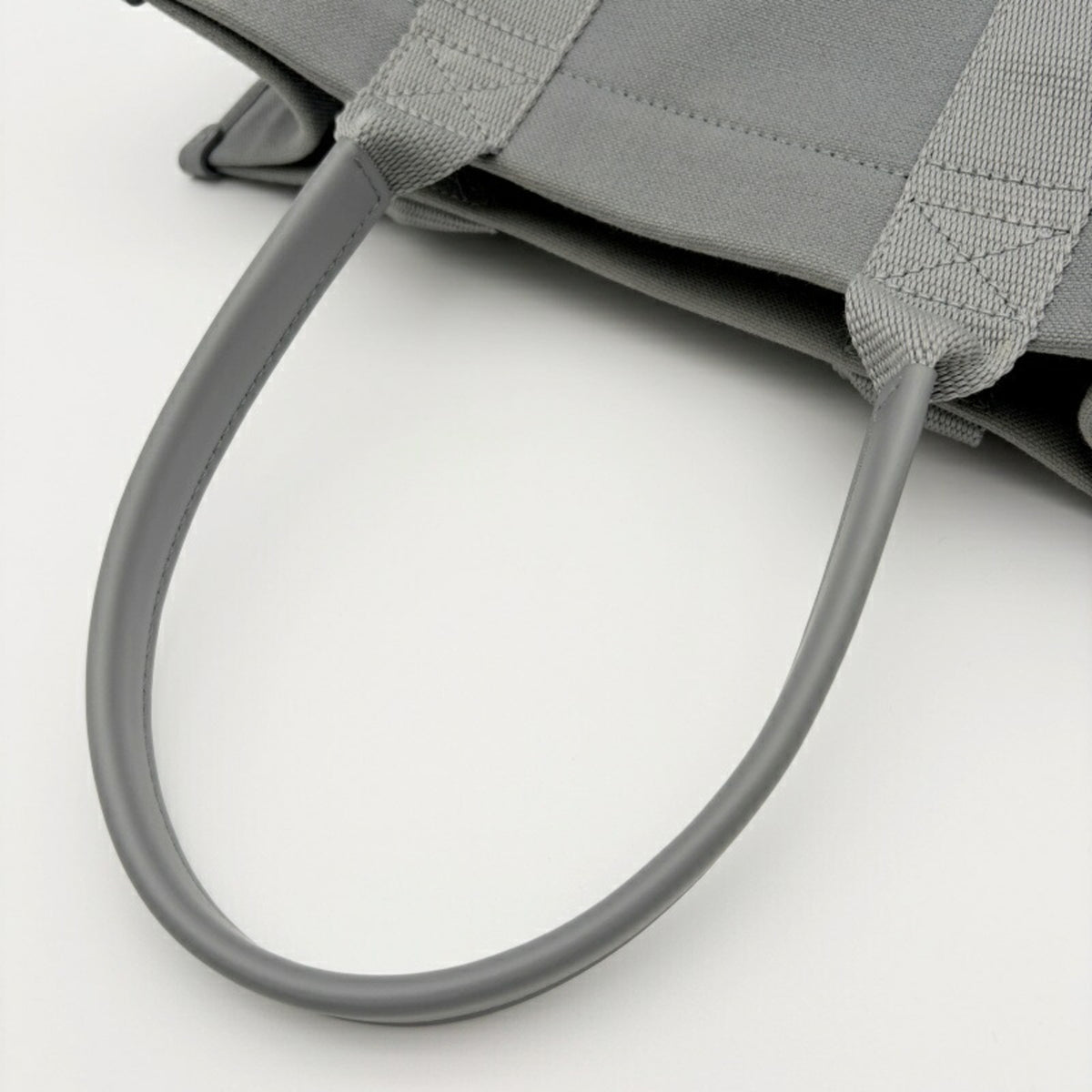 Balenciaga Gray Canvas Leather Tote Bag (Pre-Owned)