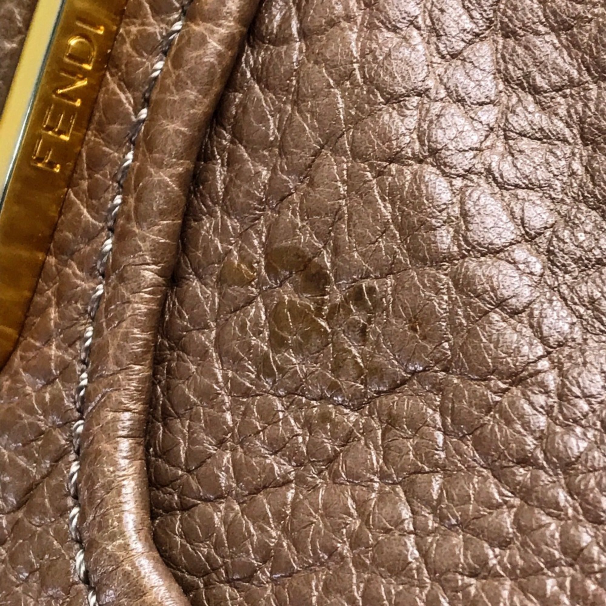 Fendi Brown Leather Handbag (Pre-Owned)