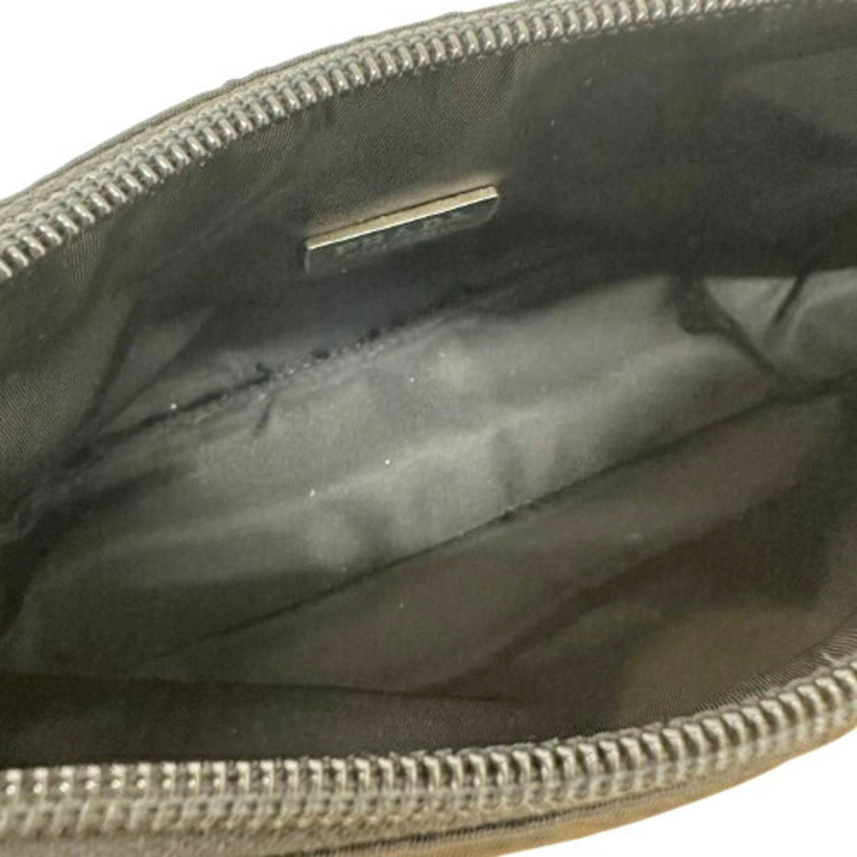 Prada Black Nylon Handbag (Pre-Owned)