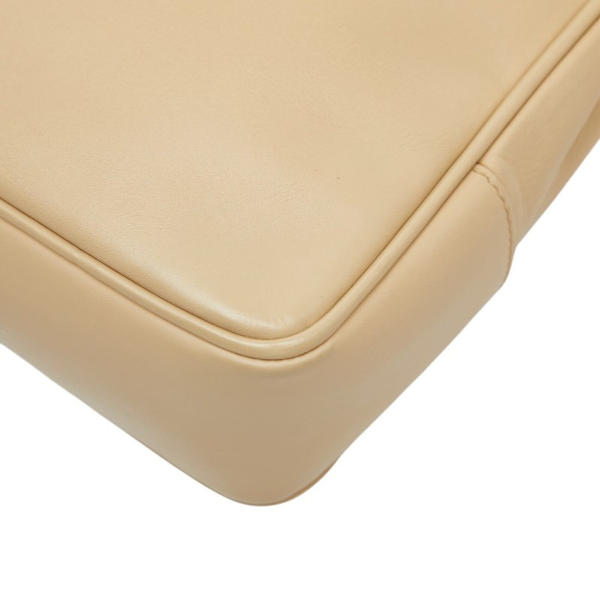 Chanel Beige Leather Tote Bag (Pre-Owned)