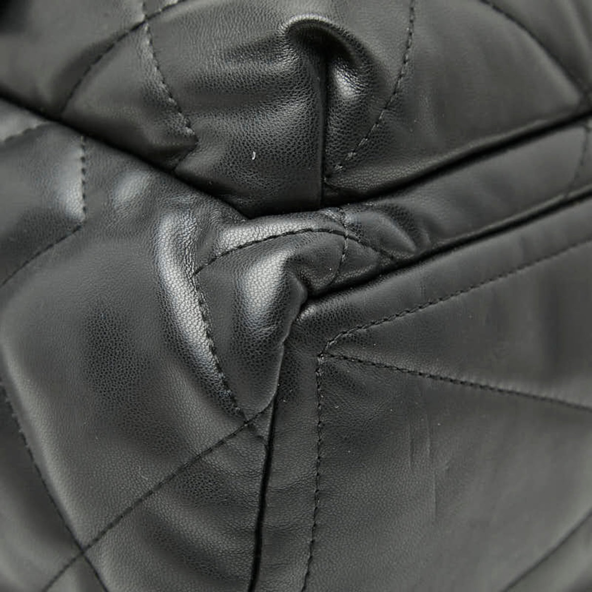 Marc Jacobs Black Quilting Backpack (Pre-Owned)