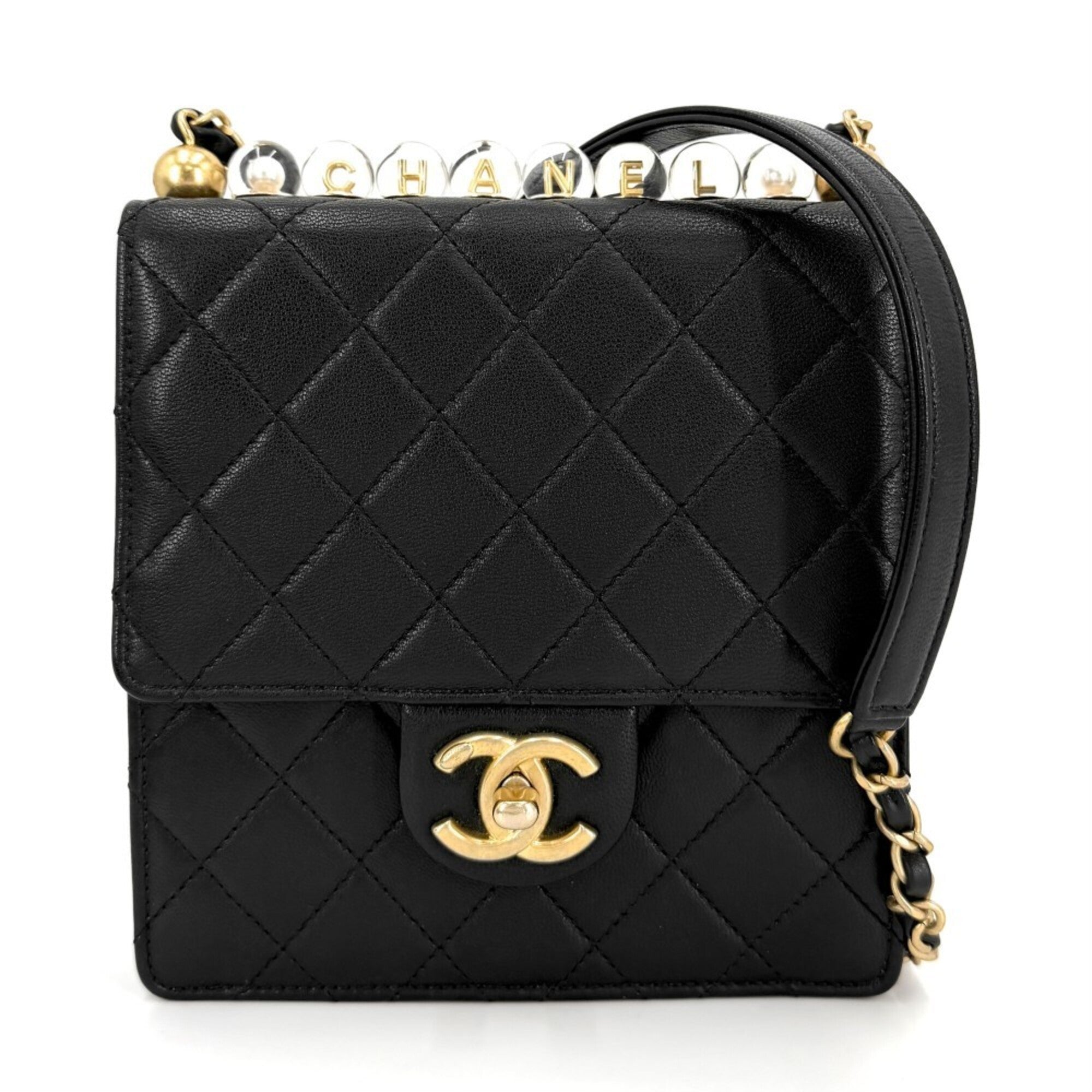 Chanel Matelasse Black Leather Shoulder Bag (Pre-Owned)