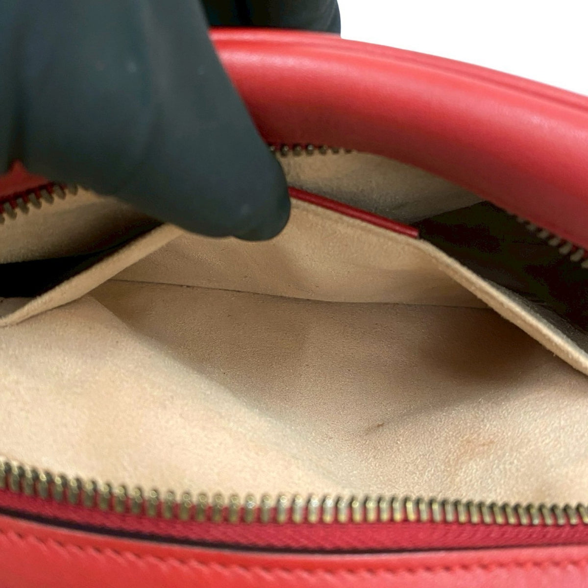 Gucci Red Color Leather Pochette Shoulder Bag (Pre-Owned)
