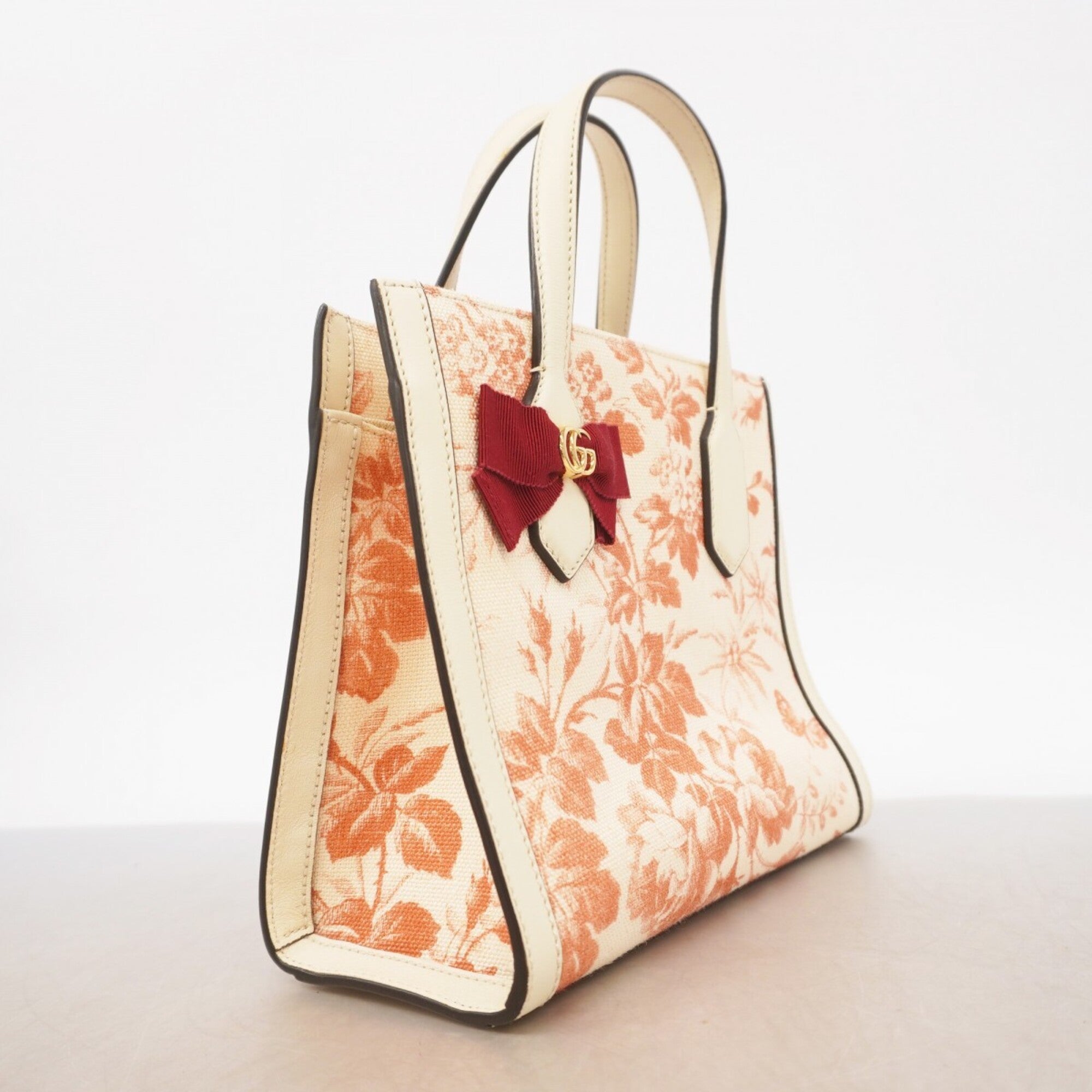 Gucci Ivory Red Color Canvas Handbag (Pre-Owned)
