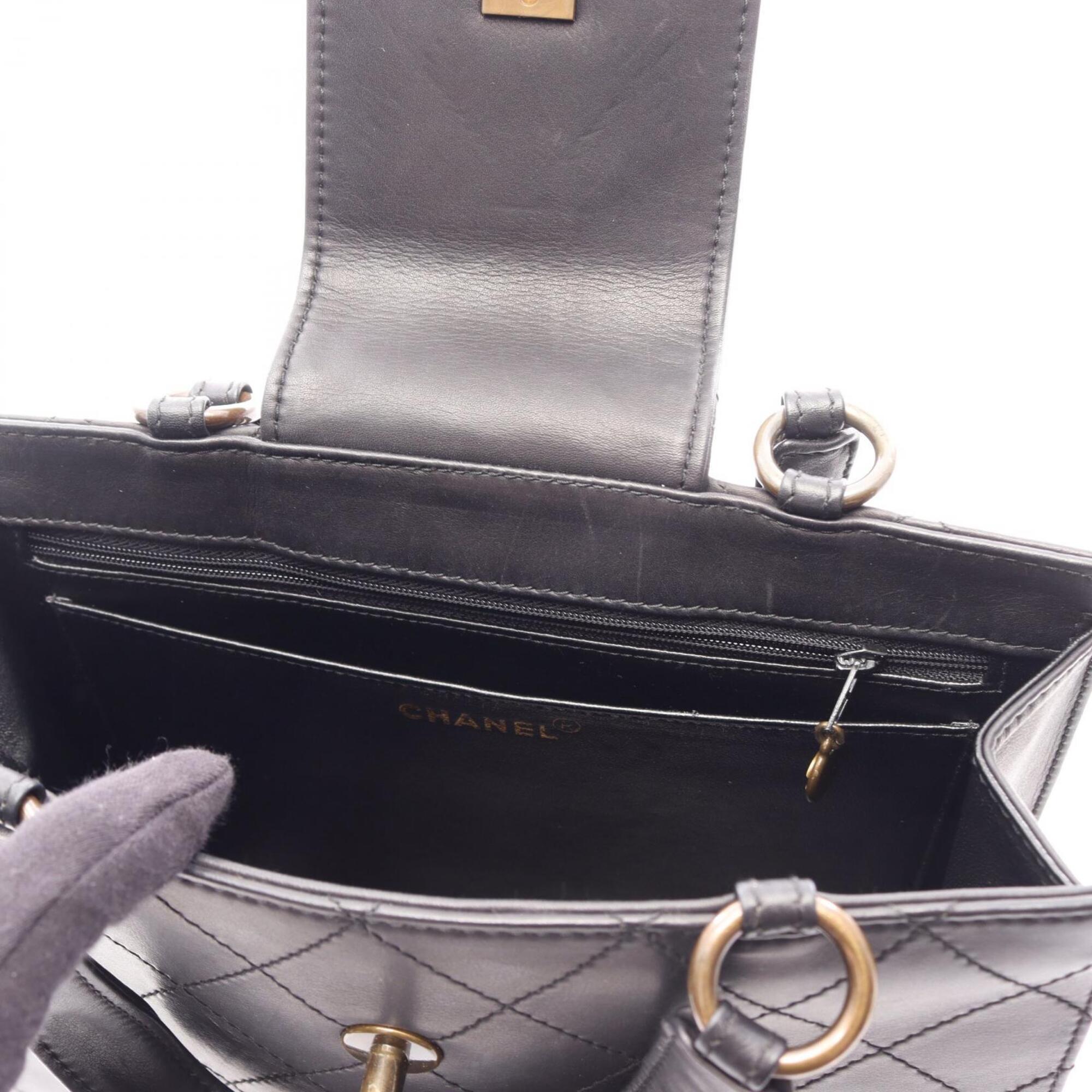 Chanel Black Leather Handbag (Pre-Owned)