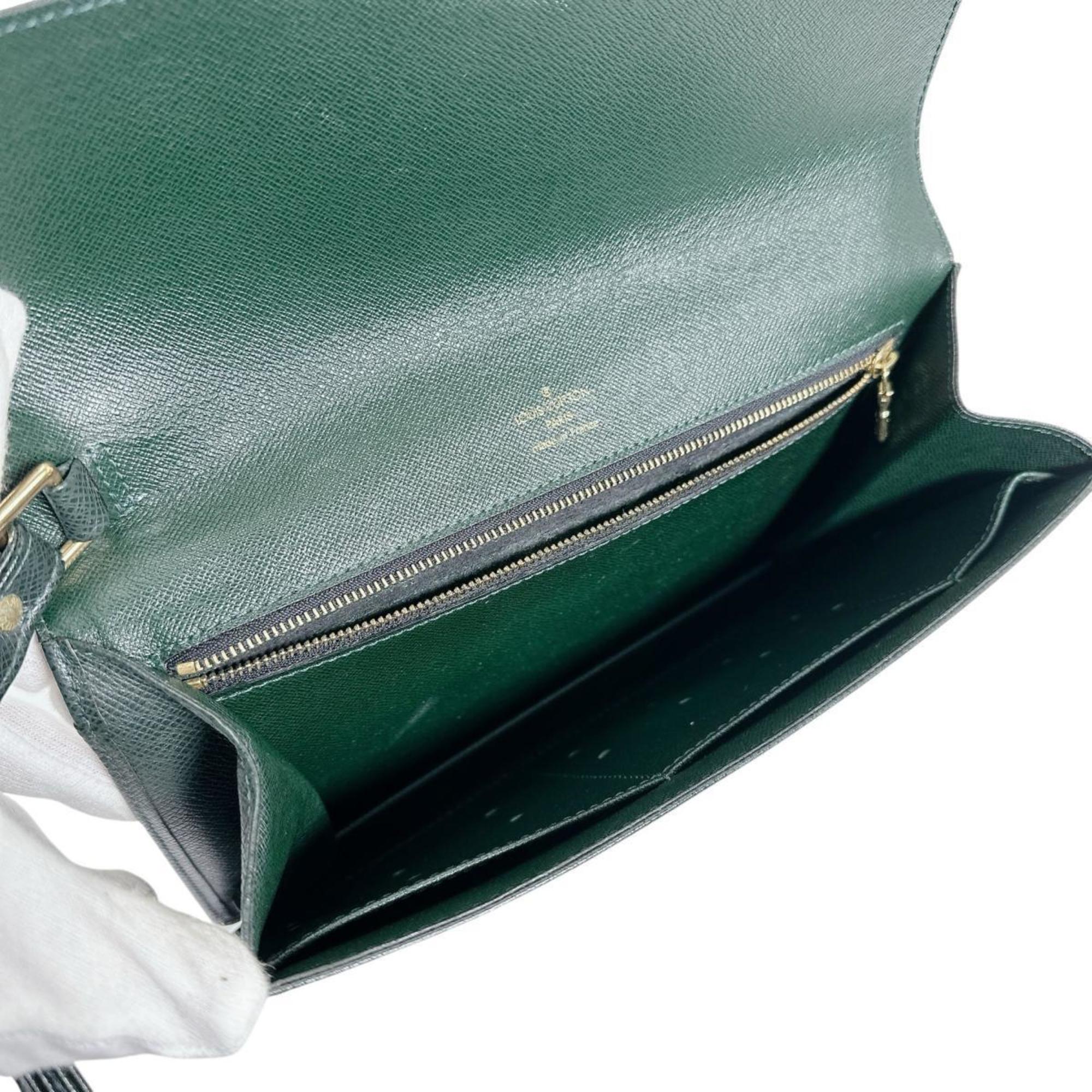Louis Vuitton Episea Green Taiga Leather Clutch Bag (Pre-Owned)