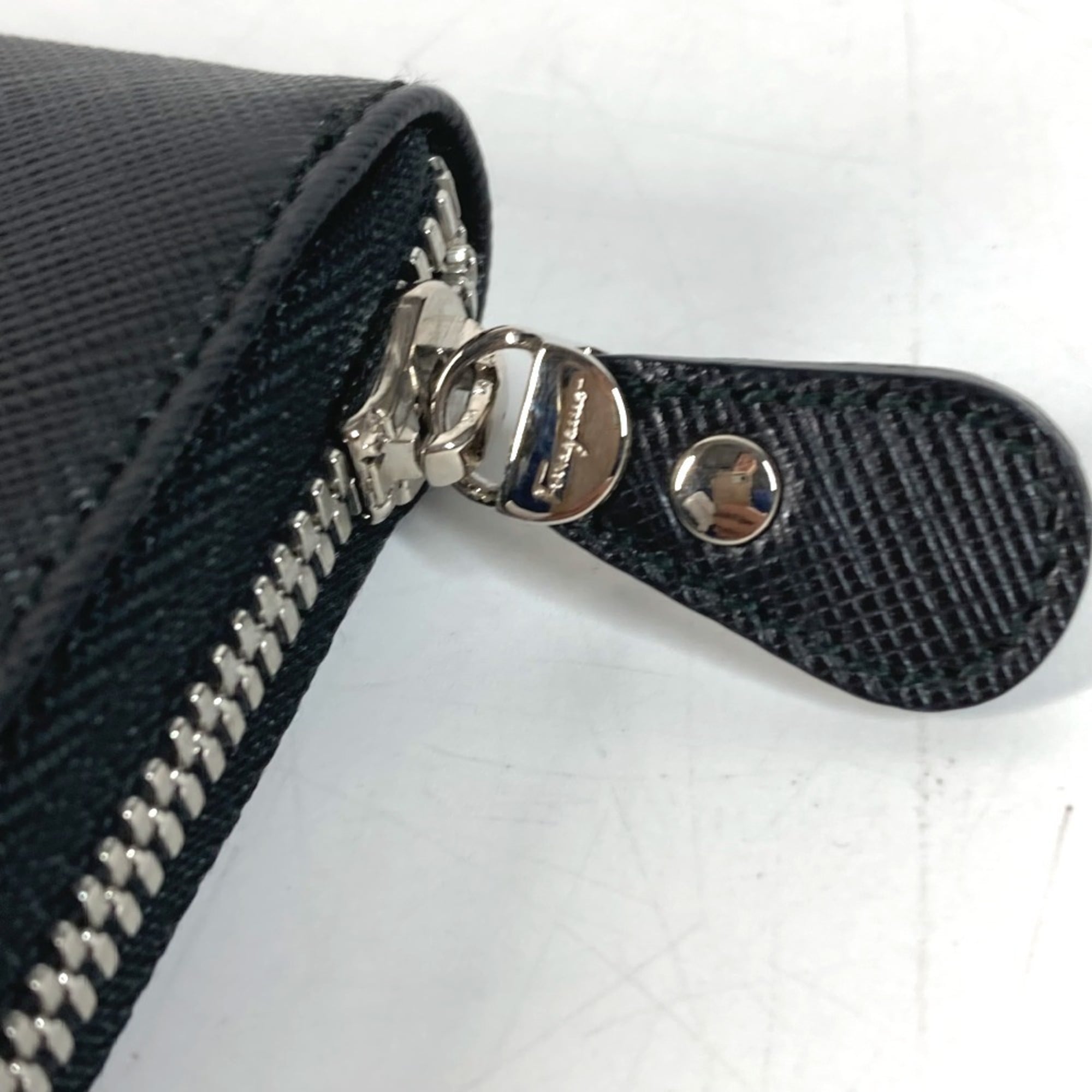 Salvatore Ferragamo Black Leather (Pre-Owned)