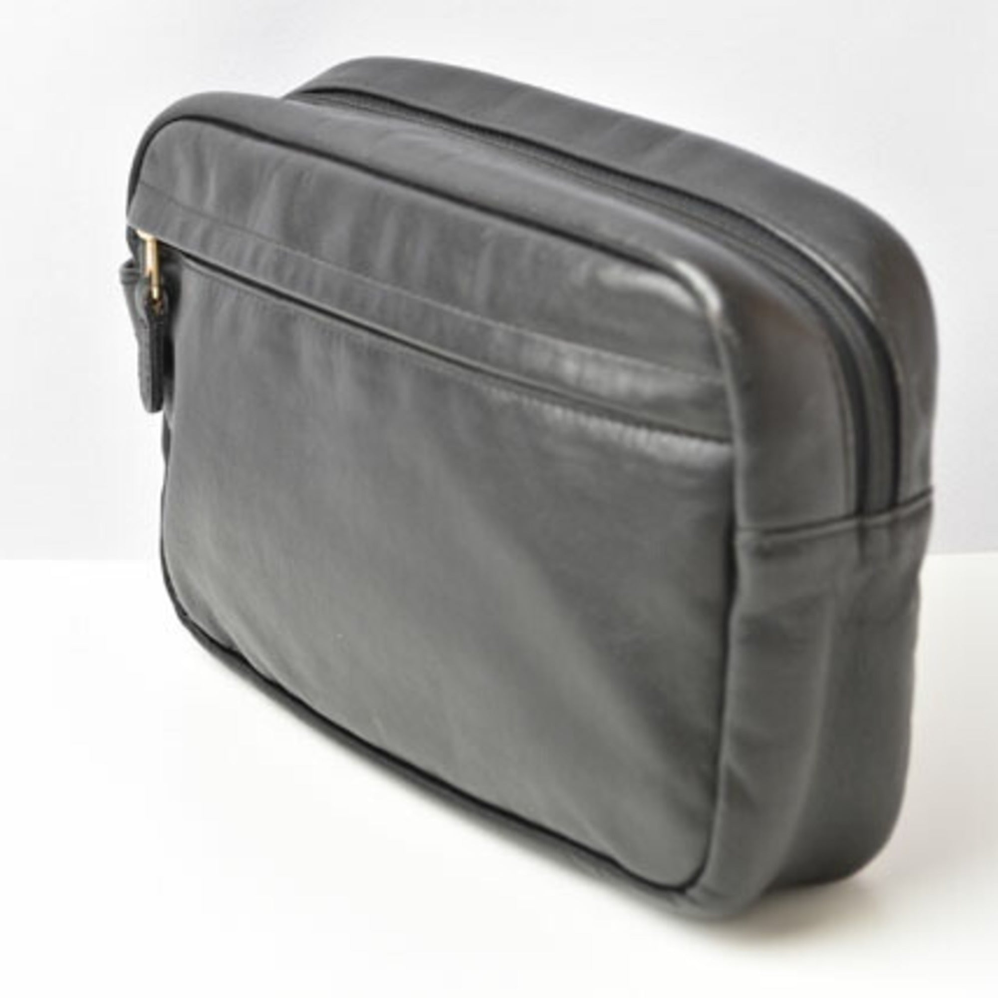 Coach Black Leather Clutch Bag Pouch (Pre-Owned)