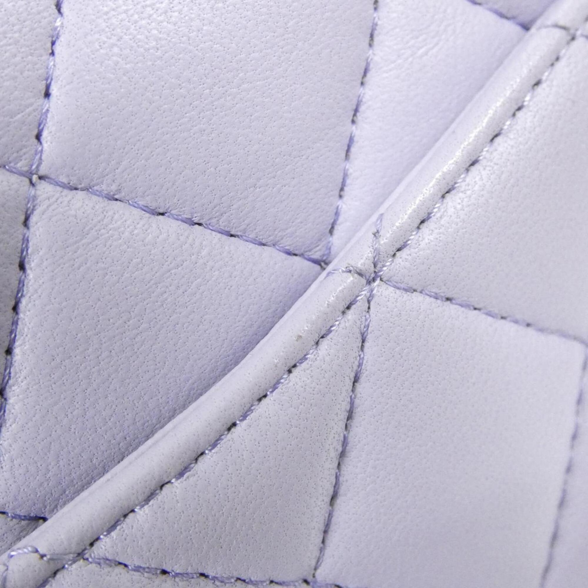 Chanel Light Purple Leather Handbag (Pre-Owned)