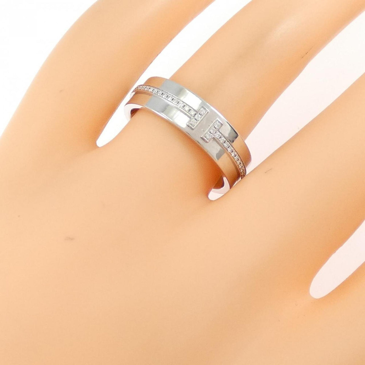 Tiffany White Gold (18K) Band Ring (Pre-Owned)