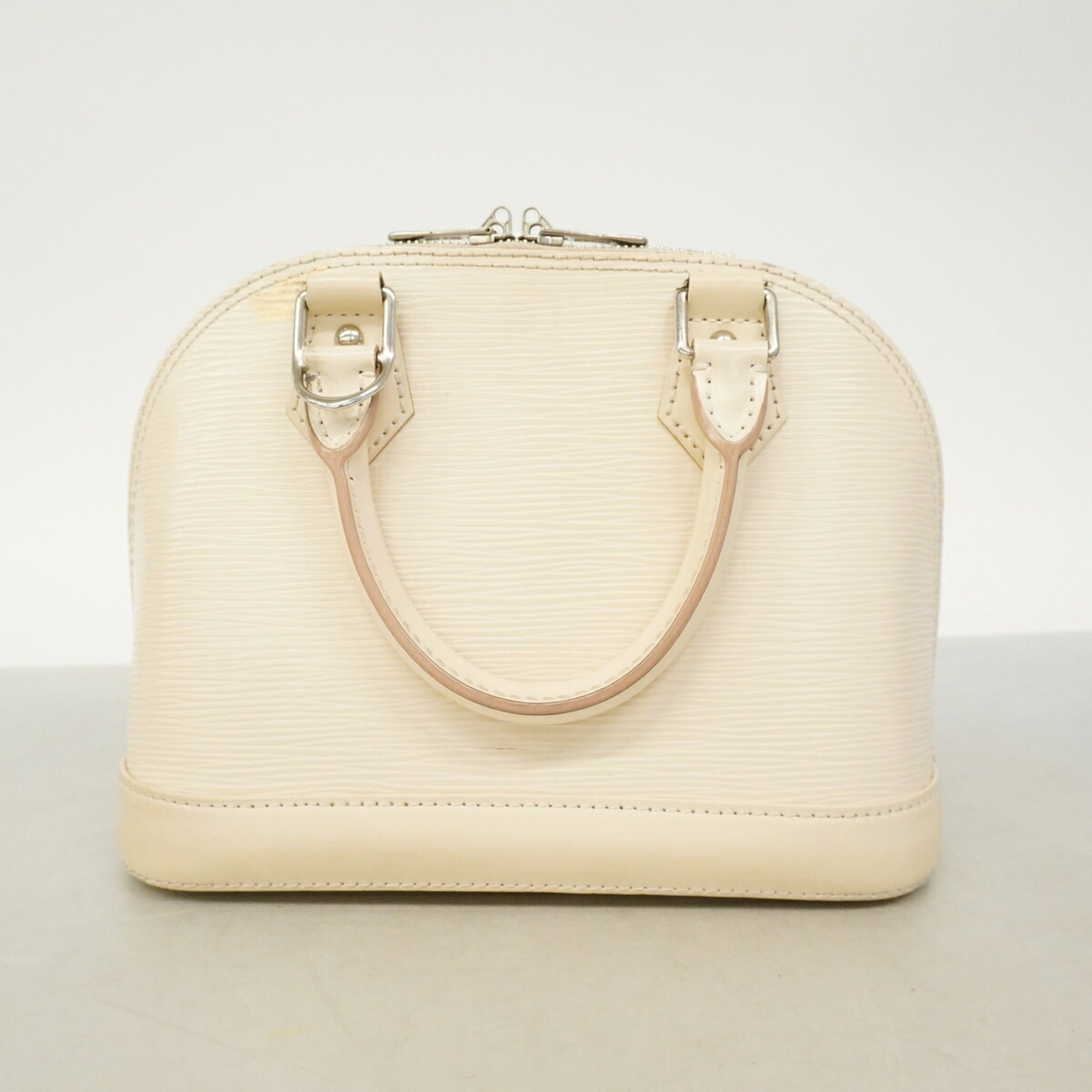 Louis Vuitton White Handbag (Pre-Owned)