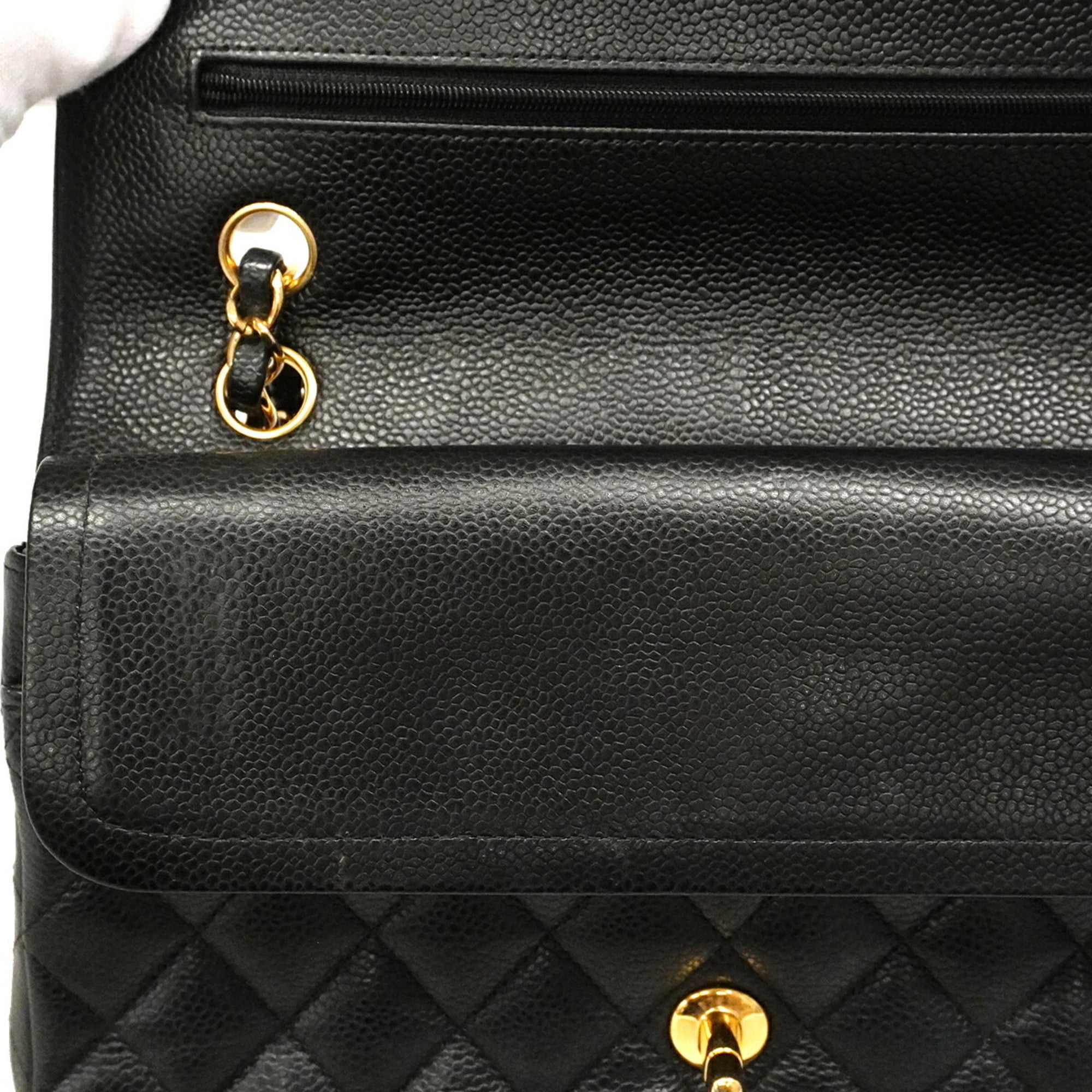 Chanel Black Grained Calfskin Shoulder Bag (Pre-Owned)