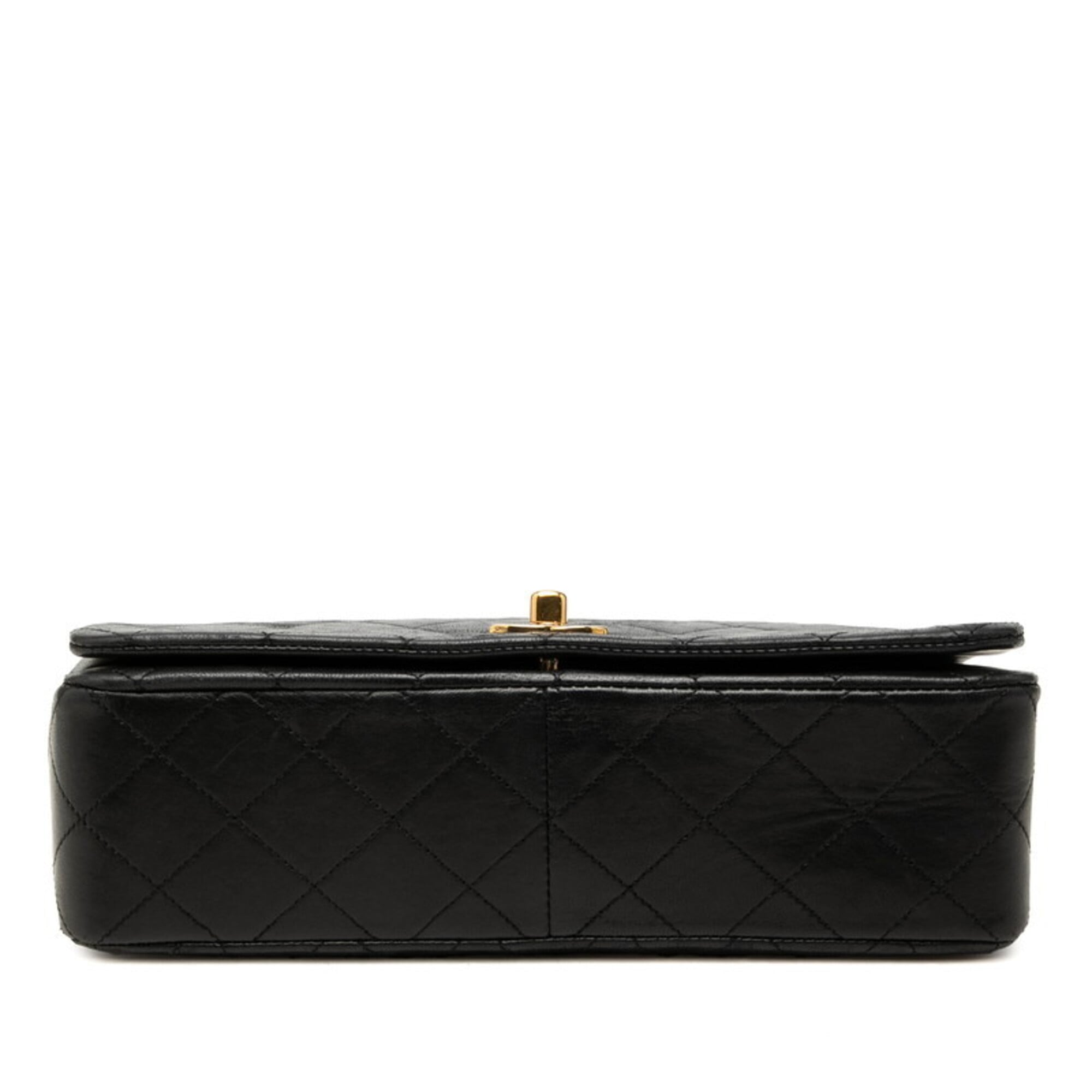 Chanel Black Leather Shoulder Bag (Pre-Owned)