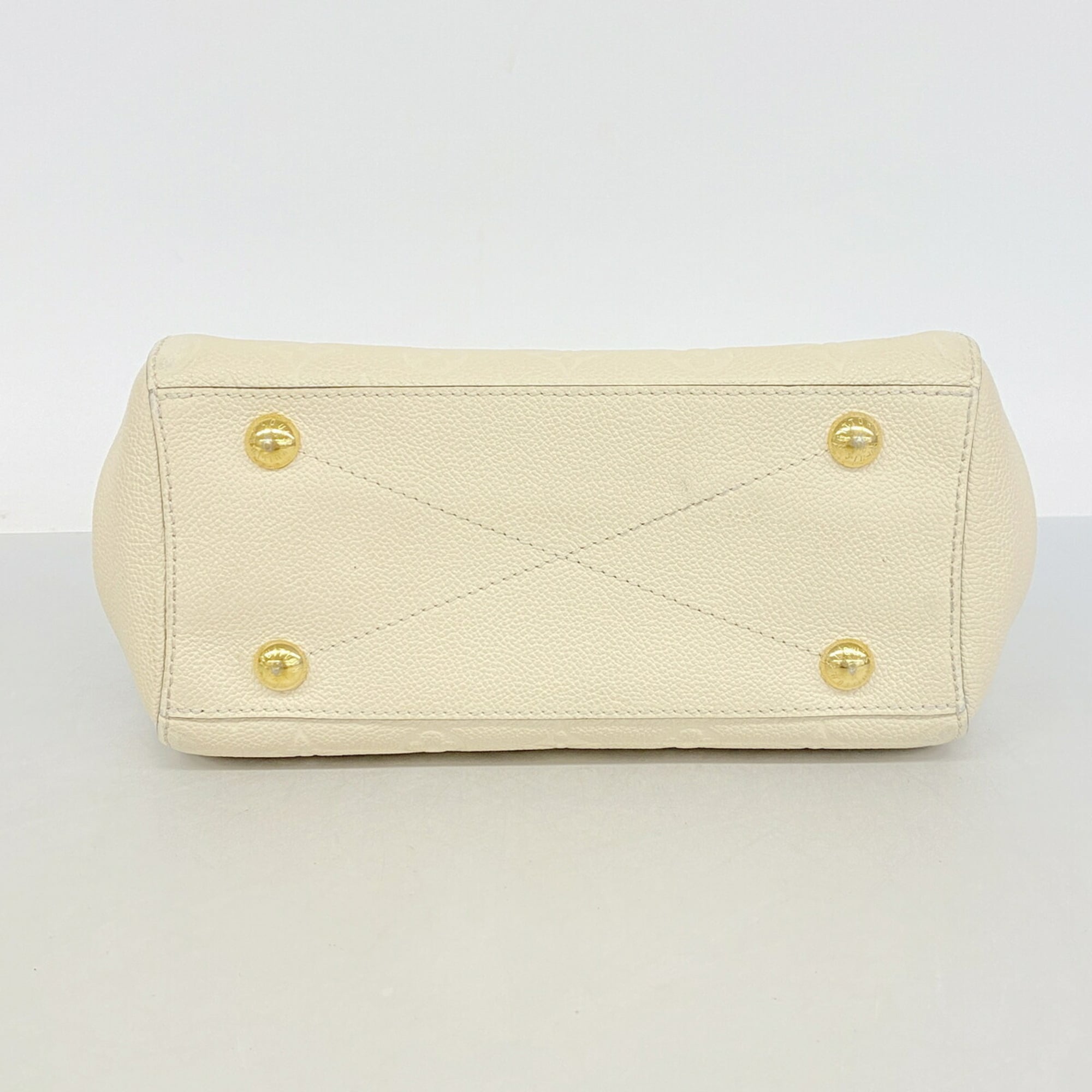 Louis Vuitton Cream Handbag (Pre-Owned)