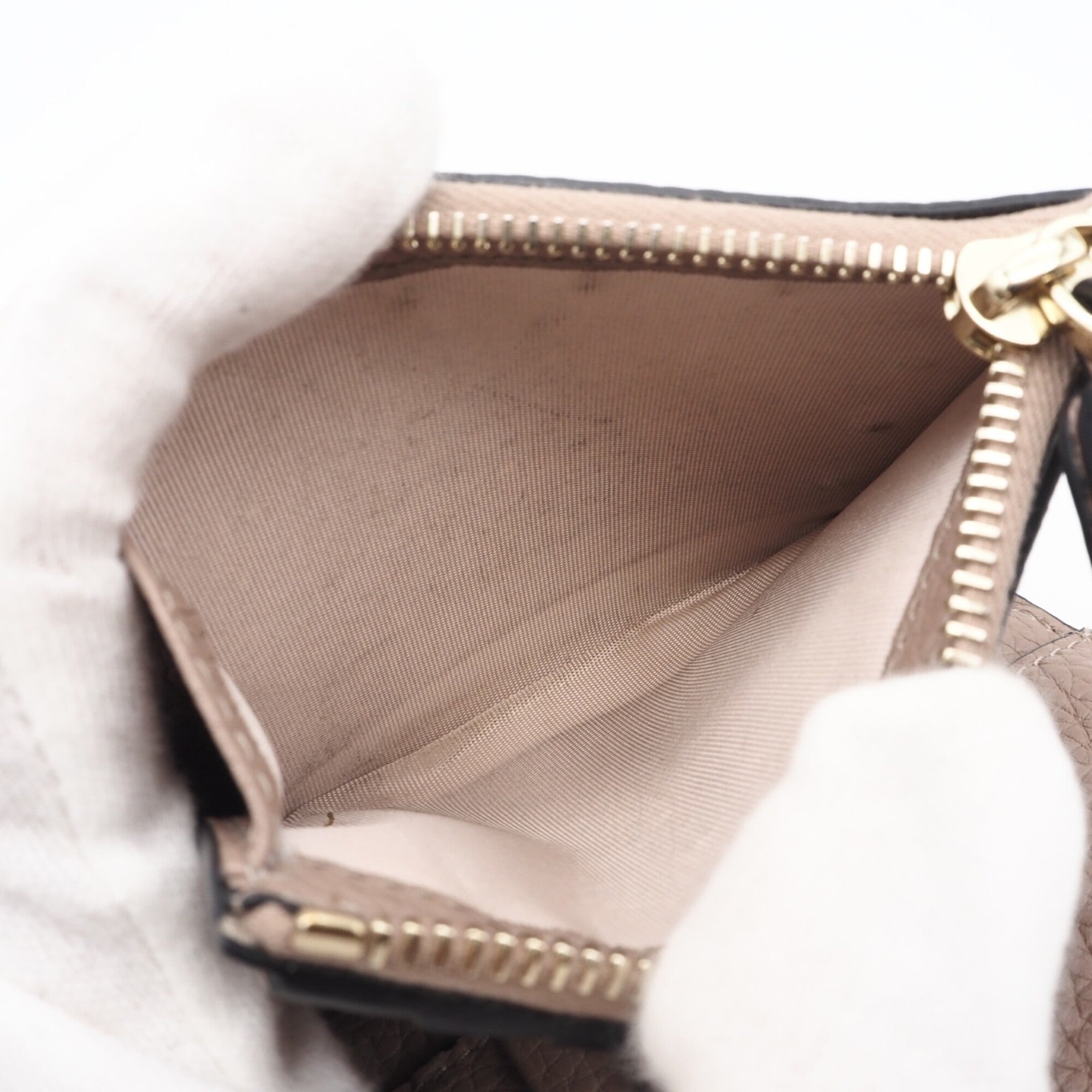 Valentino Beige Leather Wallet (Bi-Fold) (Pre-Owned)