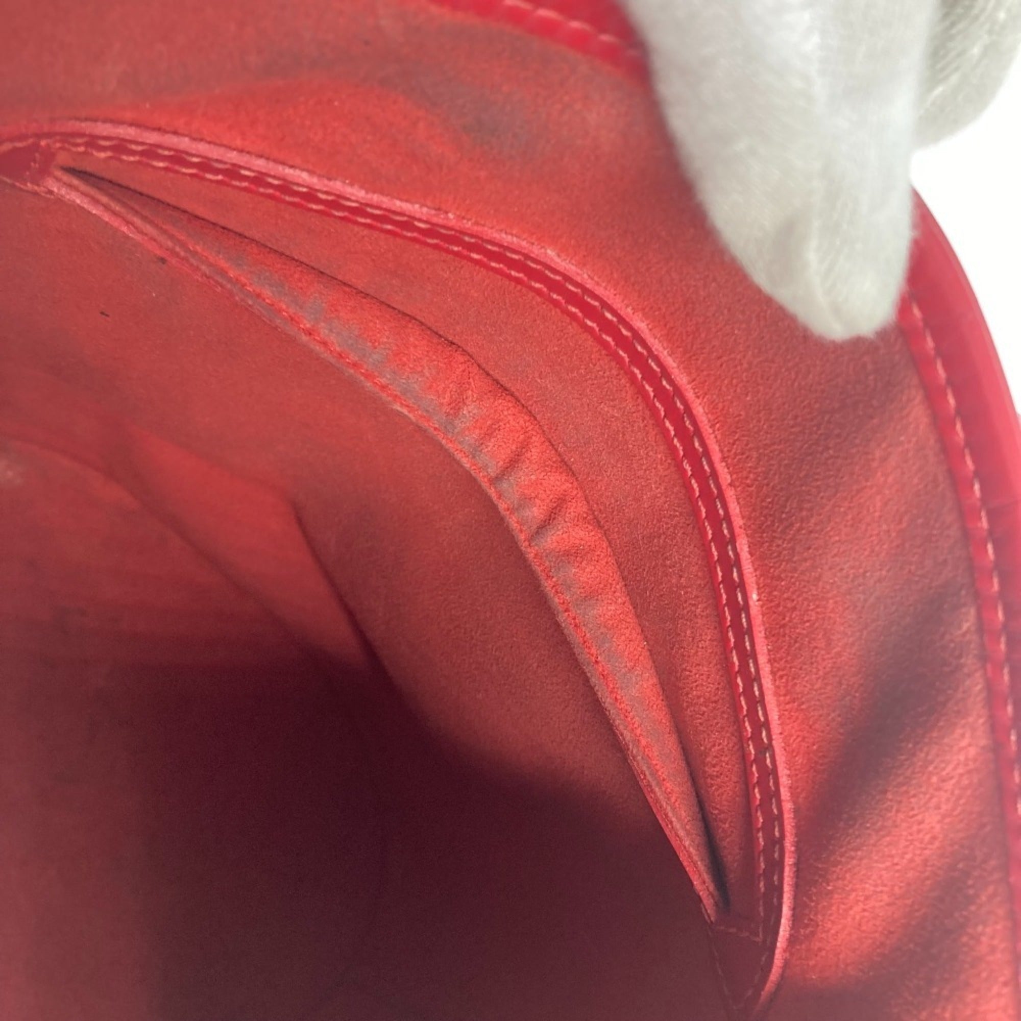 Louis Vuitton Epi Red Color Epi Leather Shoulder Bag Tote Bag (Pre-Owned)