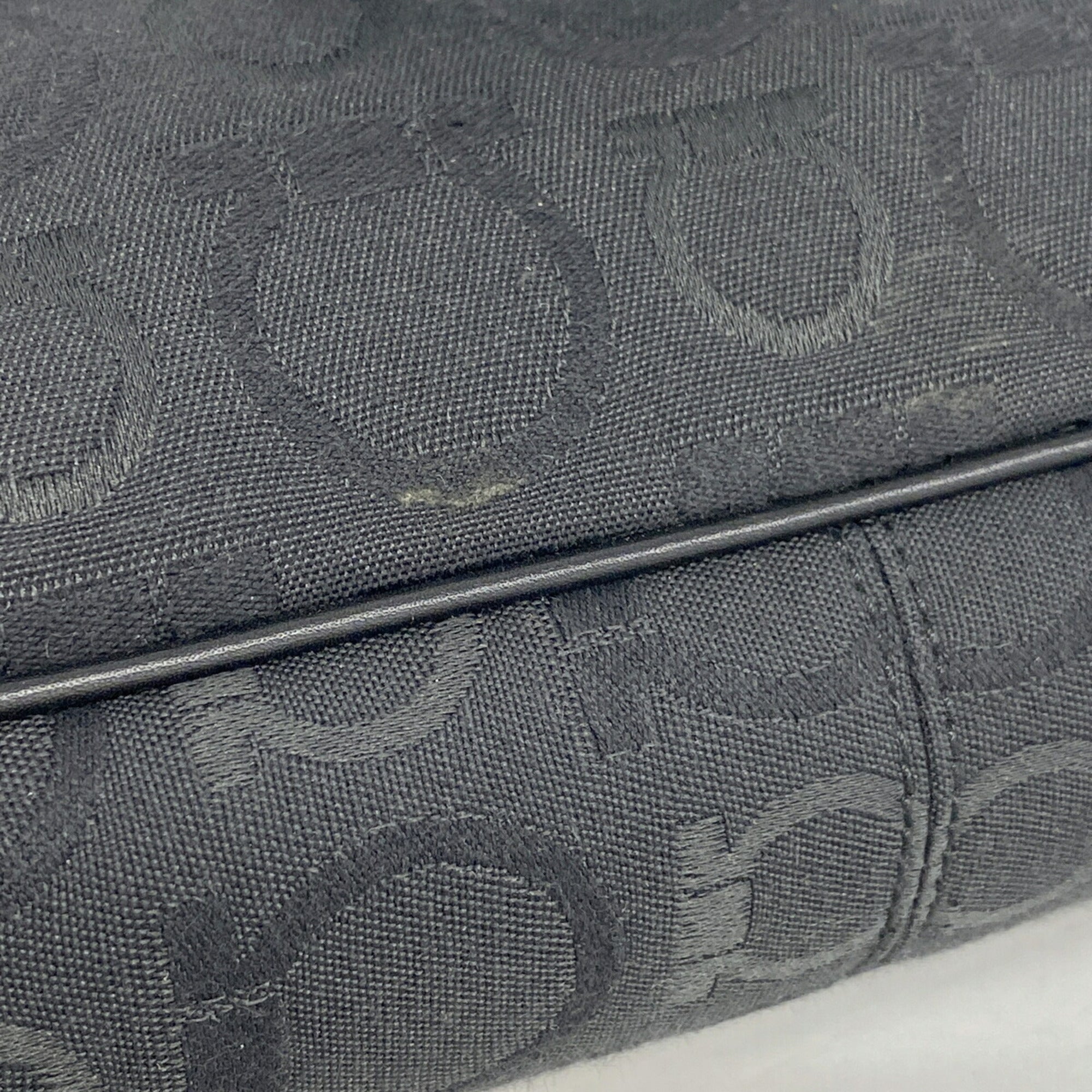Salvatore Ferragamo Black Canvas Shoulder Bag (Pre-Owned)