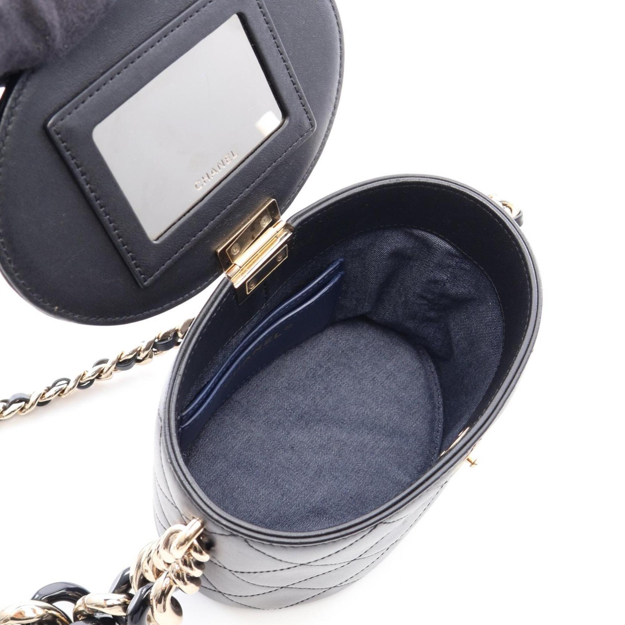 Chanel Black Leather Handbag Shoulder Bag (Pre-Owned)