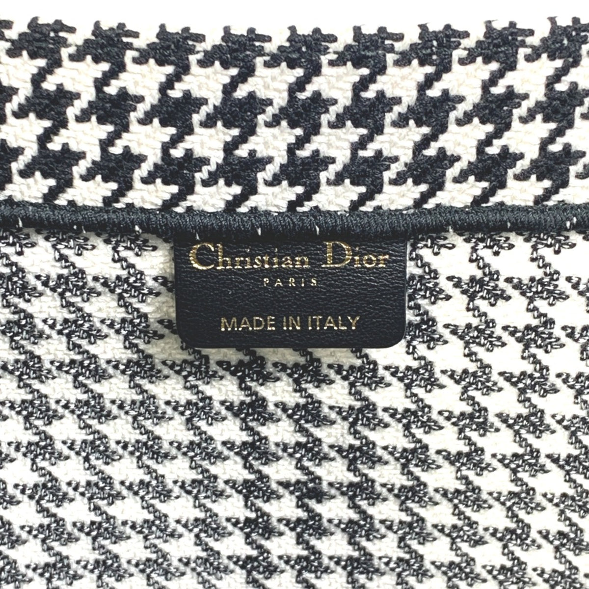 Christian Dior White Cloth Tote Bag (Pre-Owned)