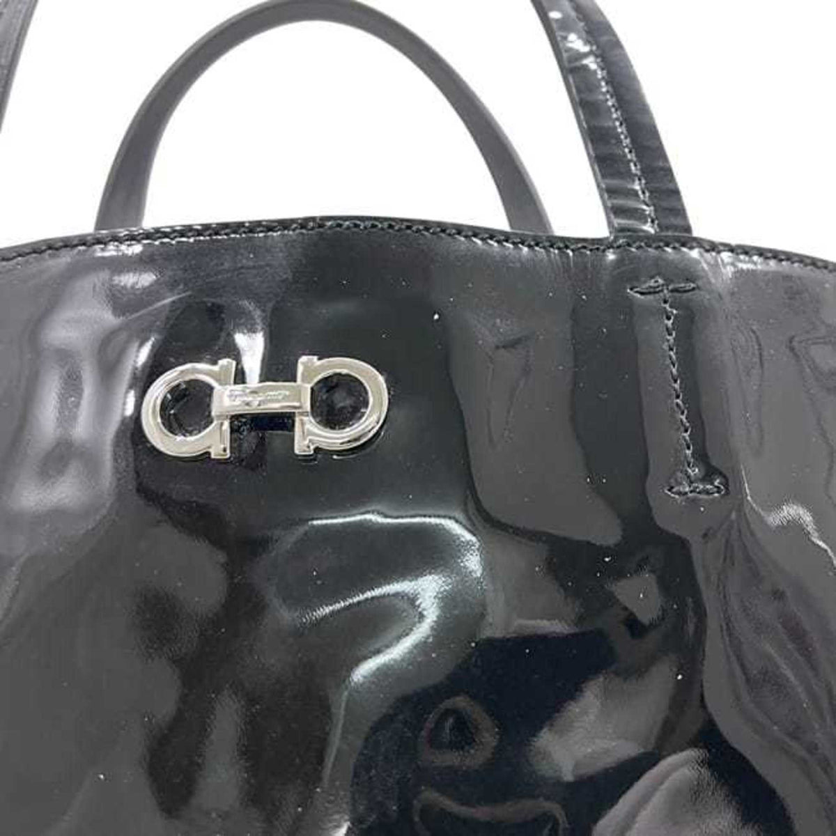 Salvatore Ferragamo Black Patent Leather Tote Bag (Pre-Owned)