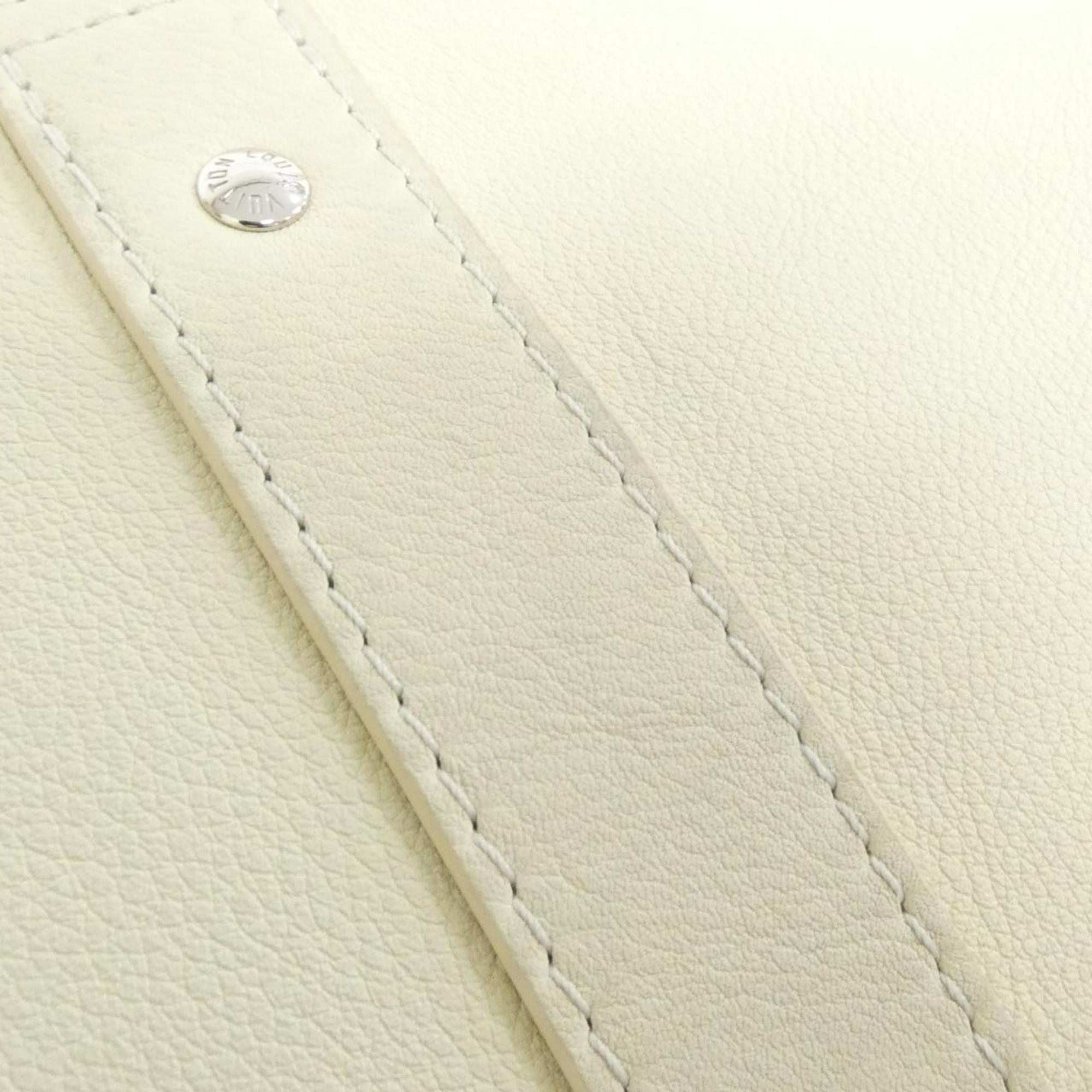 Louis Vuitton Cream Leather Shoulder Bag (Pre-Owned)