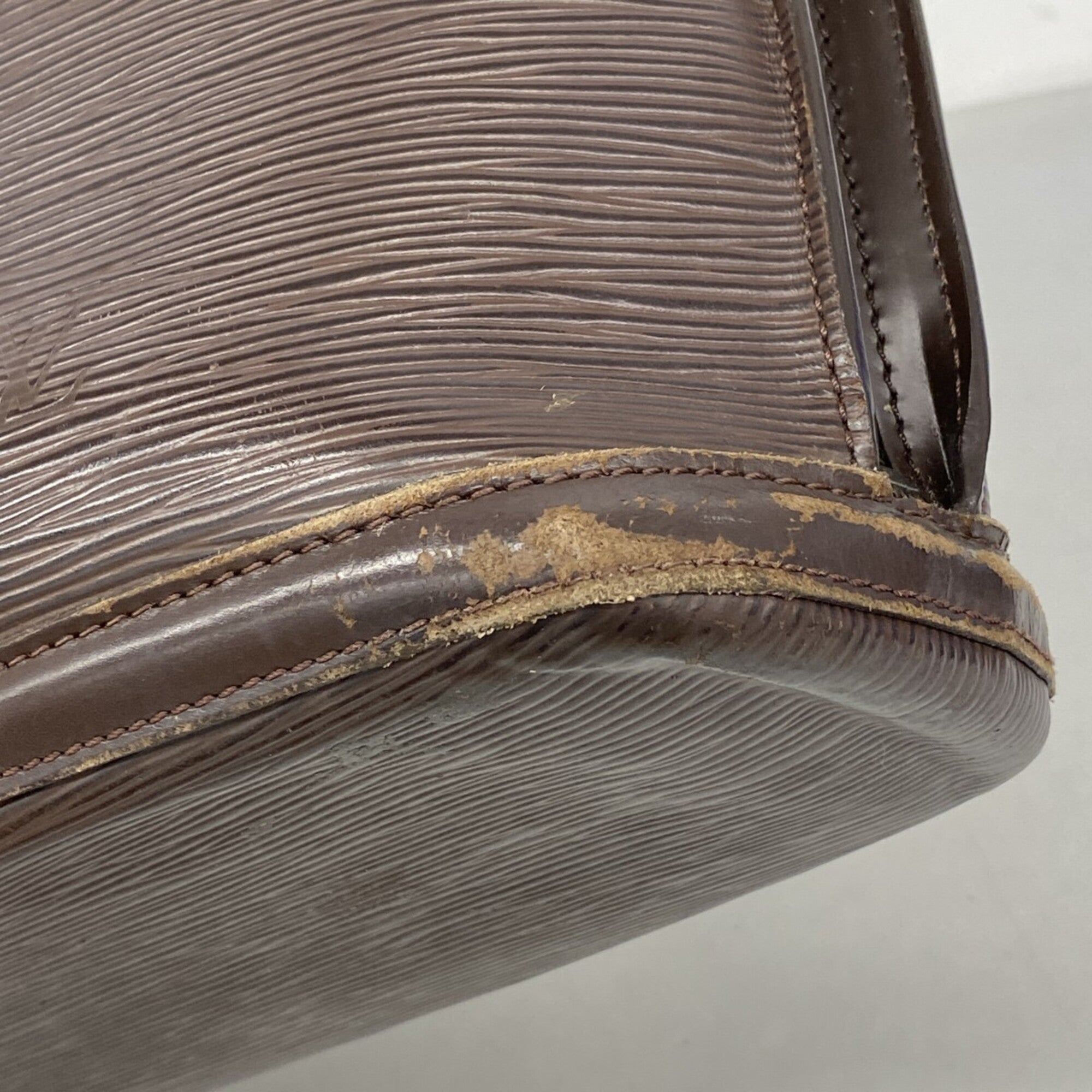 Louis Vuitton Mocha Shoulder Bag (Pre-Owned)