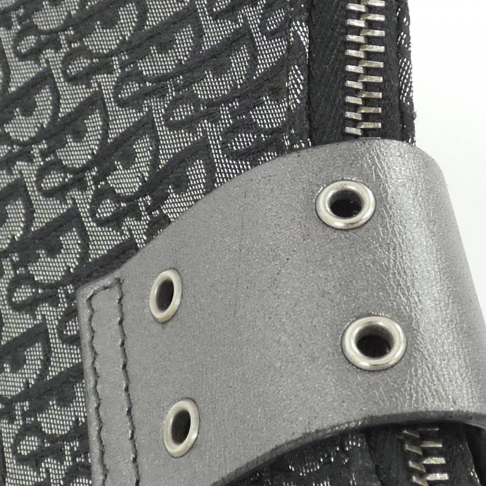 Christian Dior Black Canvas Leather Shoulder Bag (Pre-Owned)
