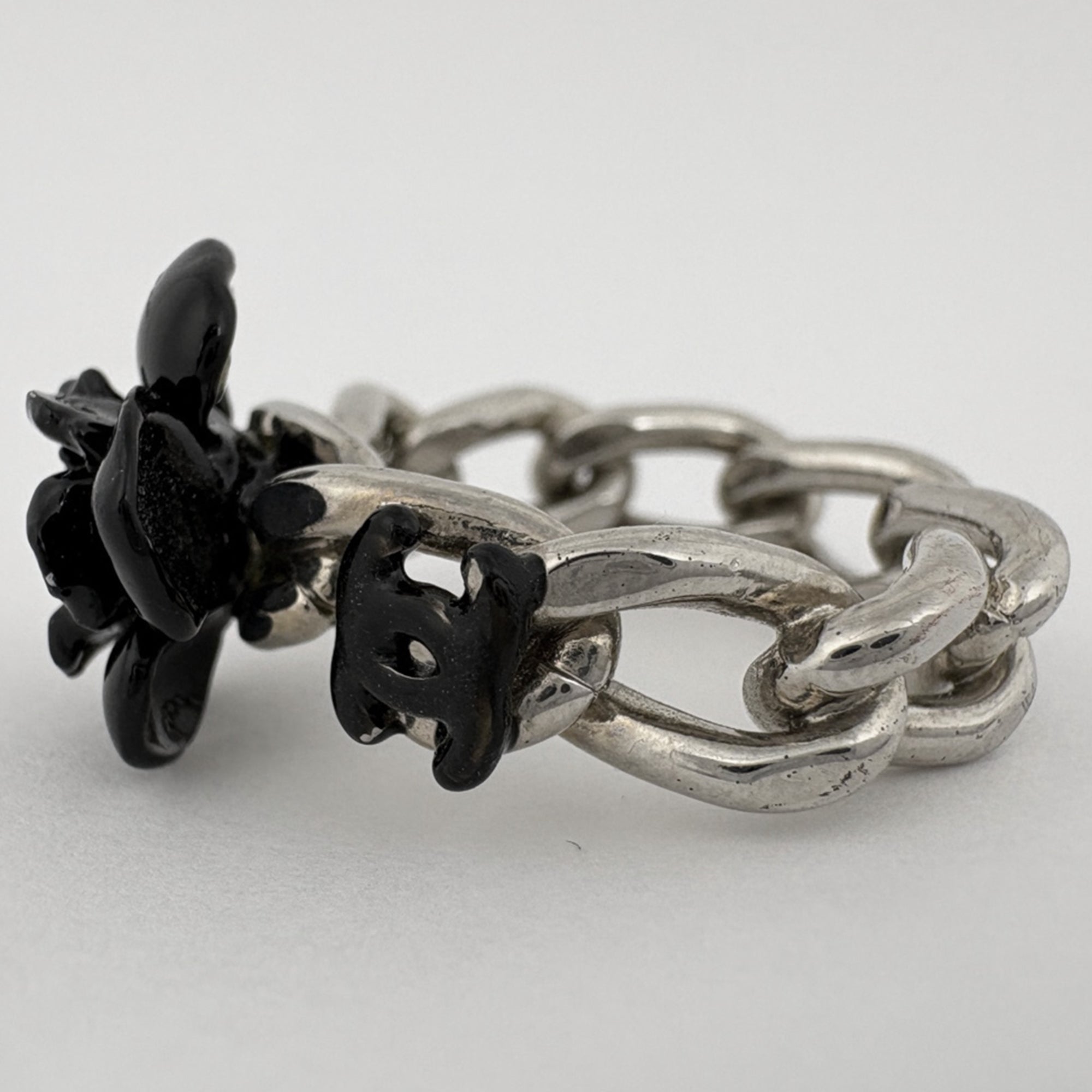 Chanel Band Ring (Pre-Owned)