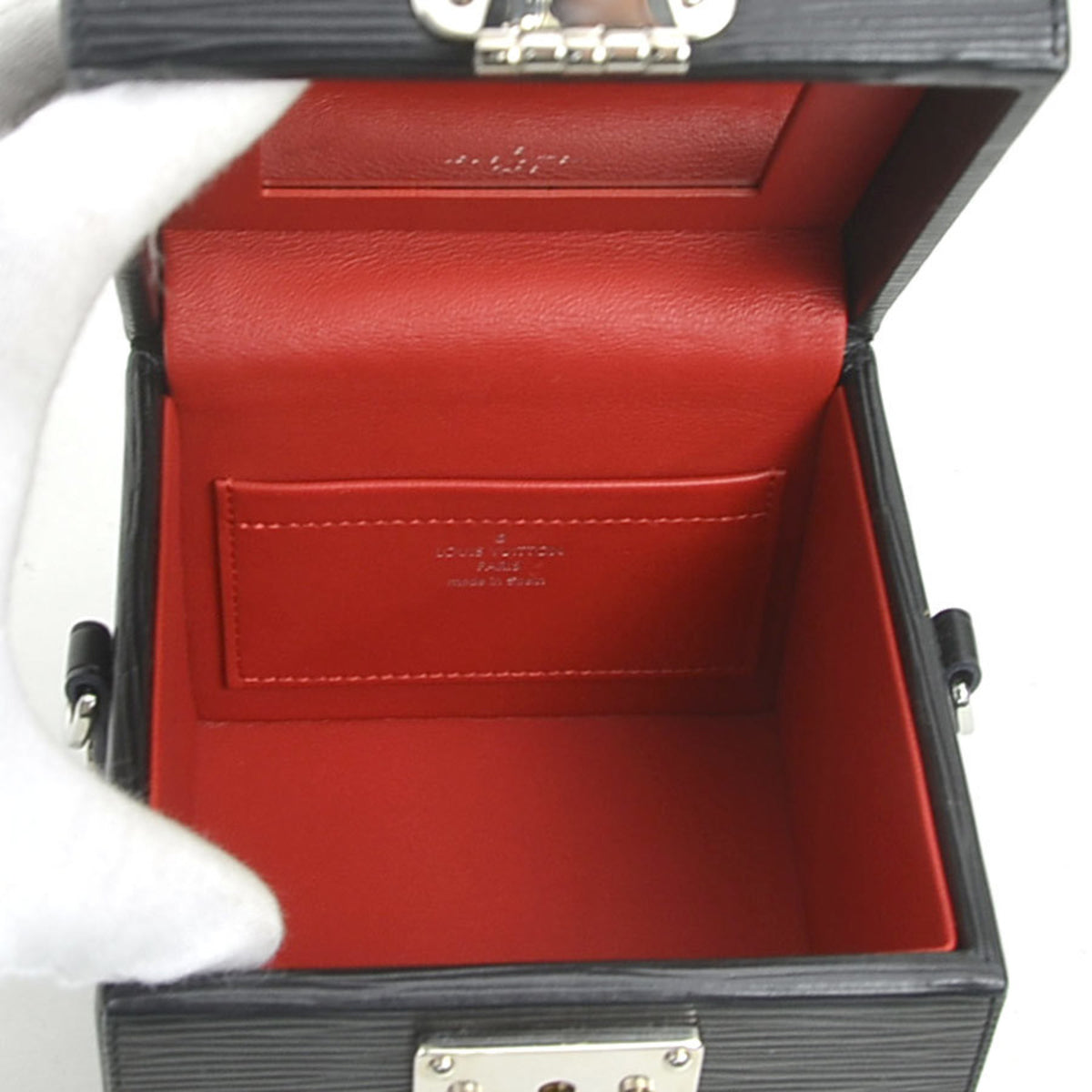 Louis Vuitton Noir Epi Leather Shoulder Bag Vanity Bag (Pre-Owned)