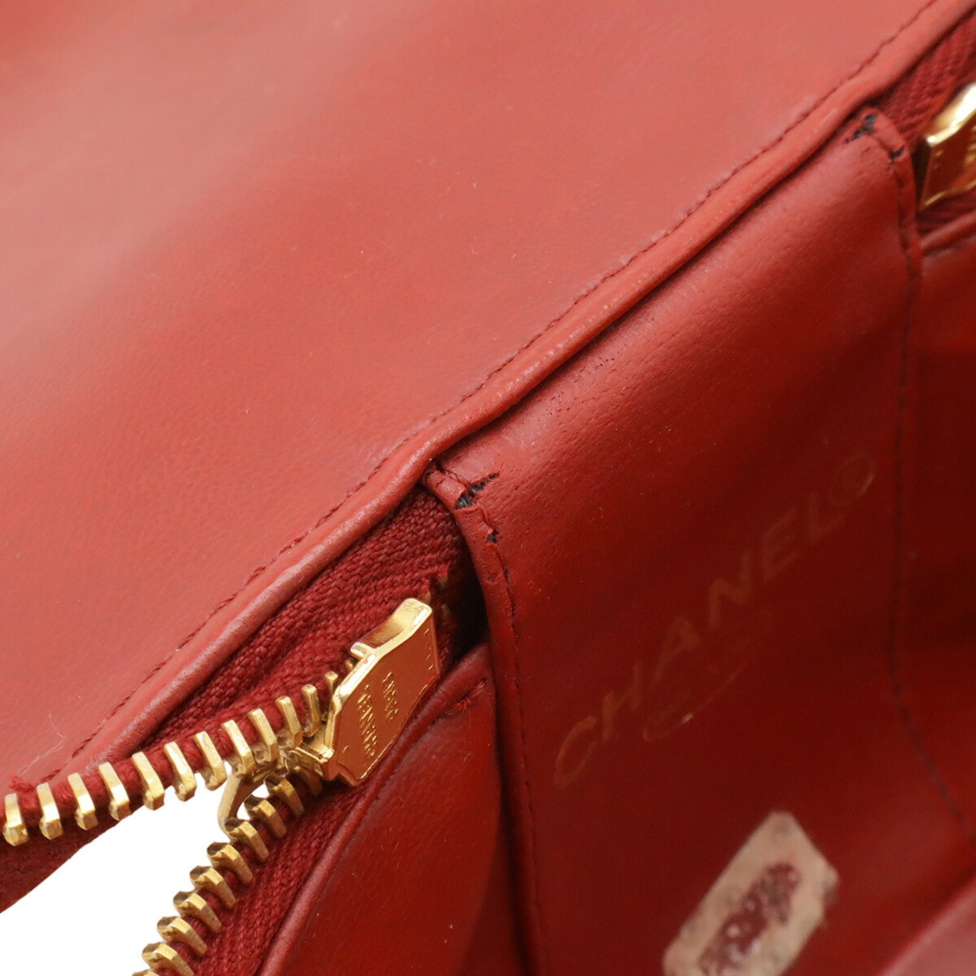 Chanel Red Color Grained Calfskin Handbag Pouch Vanity Bag (Pre-Owned)