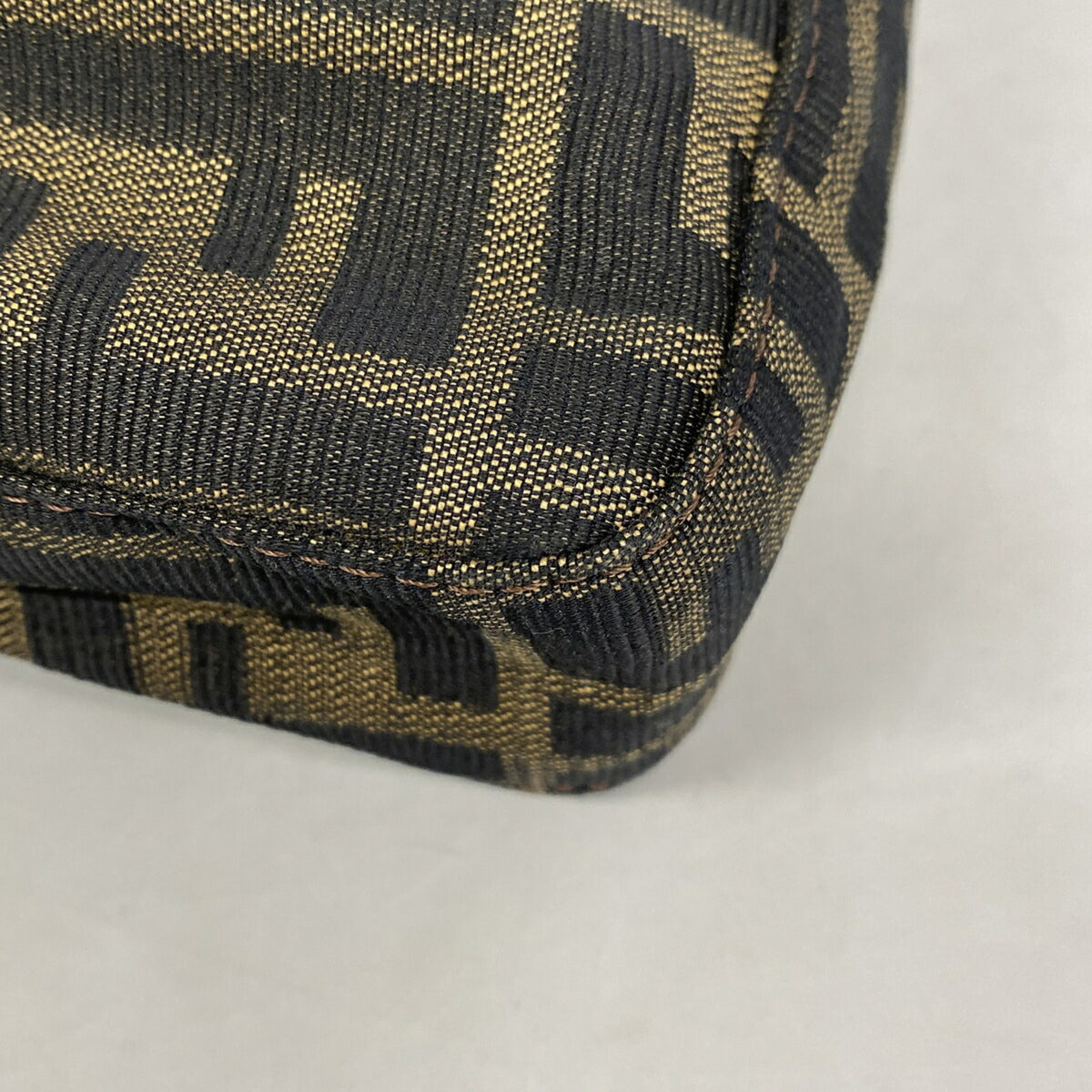 Fendi Brown Nylon Canvas Shoulder Bag (Pre-Owned)