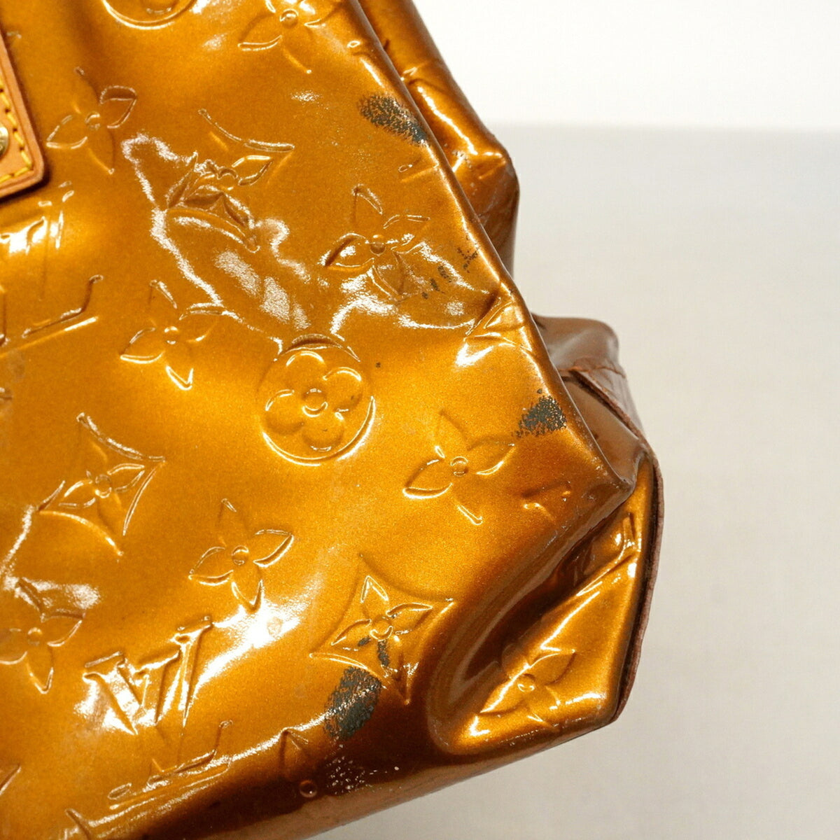 Louis Vuitton Bronze Handbag (Pre-Owned)