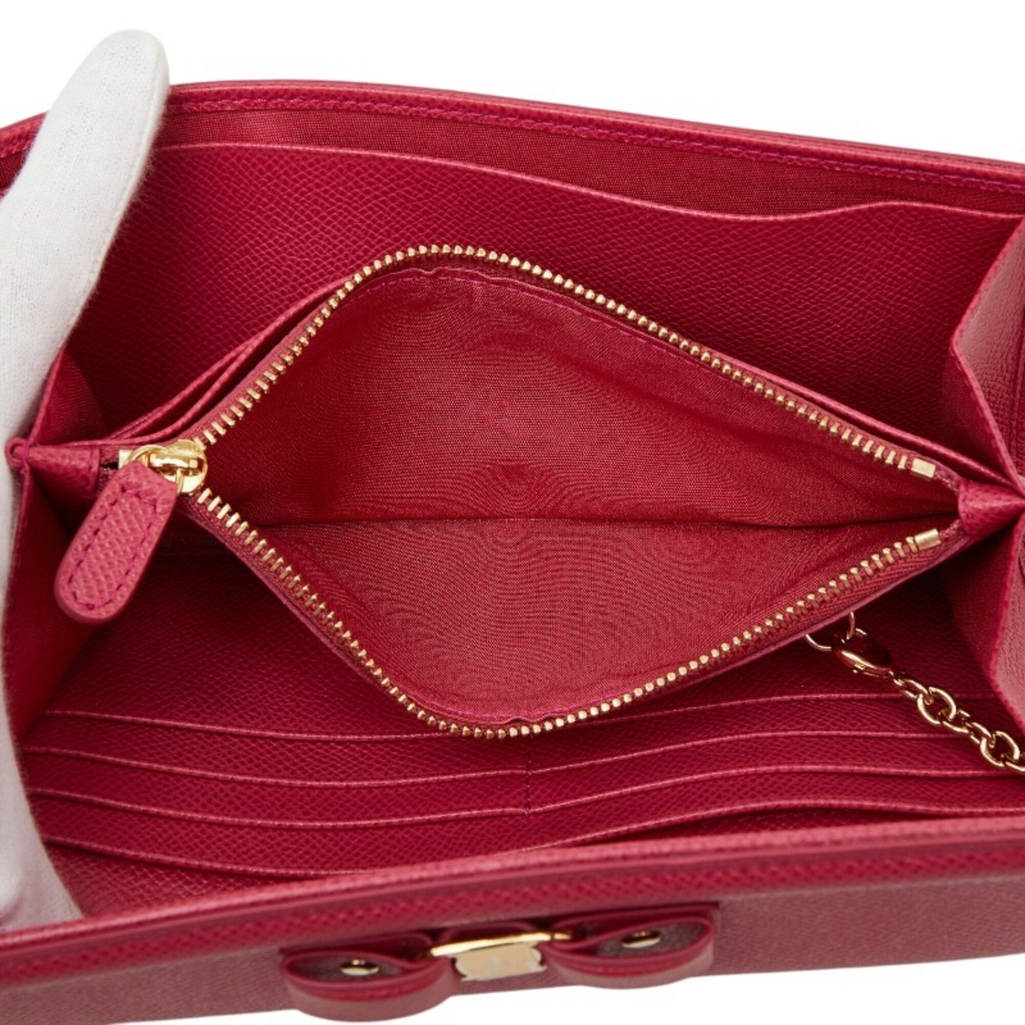 Salvatore Ferragamo Pink Leather Long Wallet (Bi-Fold) (Pre-Owned)