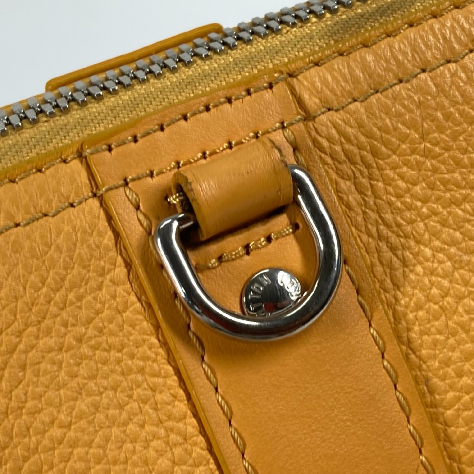 Louis Vuitton Yellow Leather Shoulder Bag (Pre-Owned)