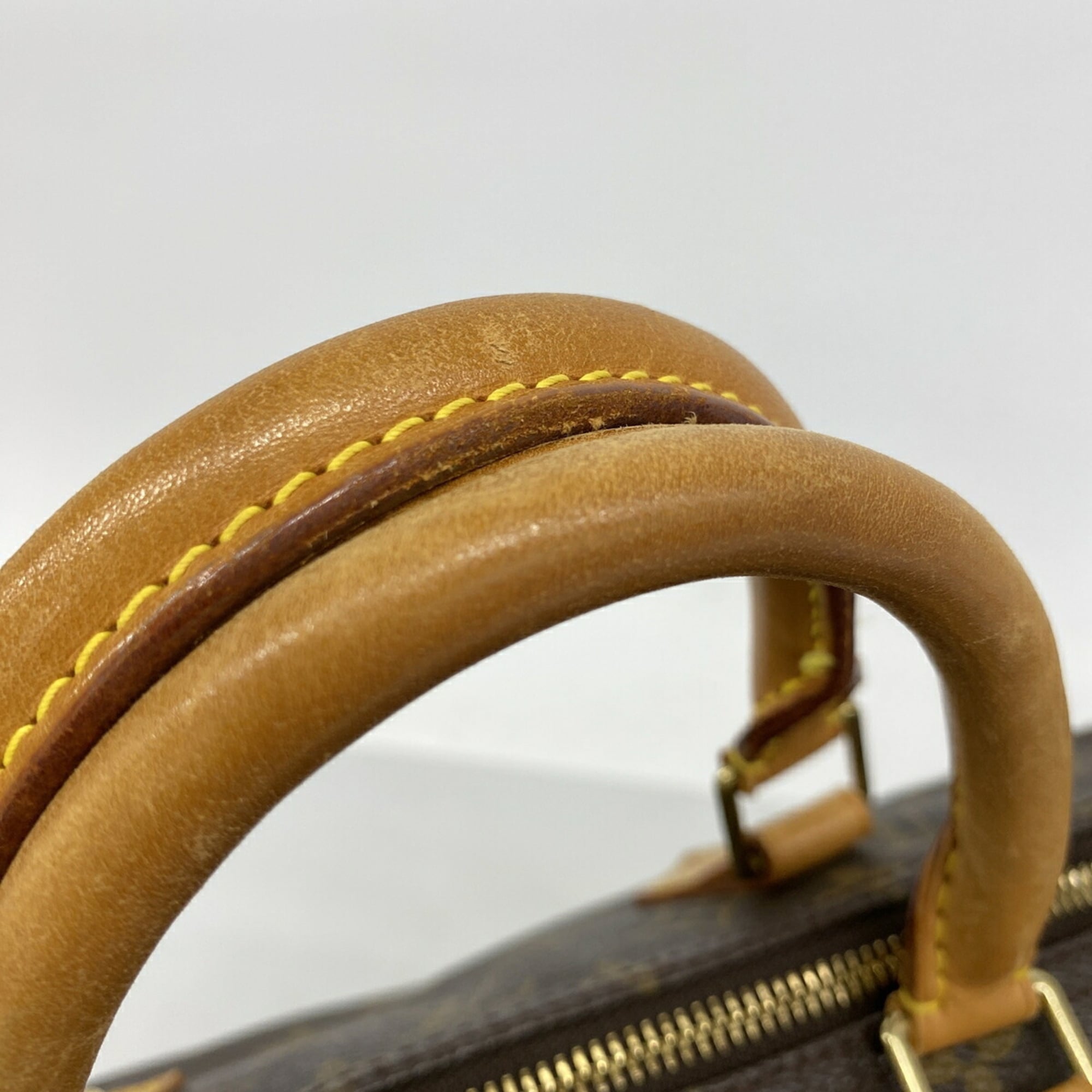 Louis Vuitton Brown Handbag (Pre-Owned)