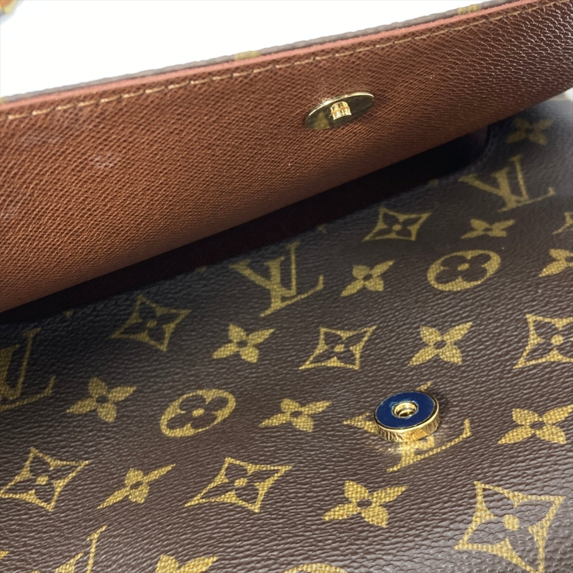 Louis Vuitton Brown Monogram Shoulder Bag (Pre-Owned)