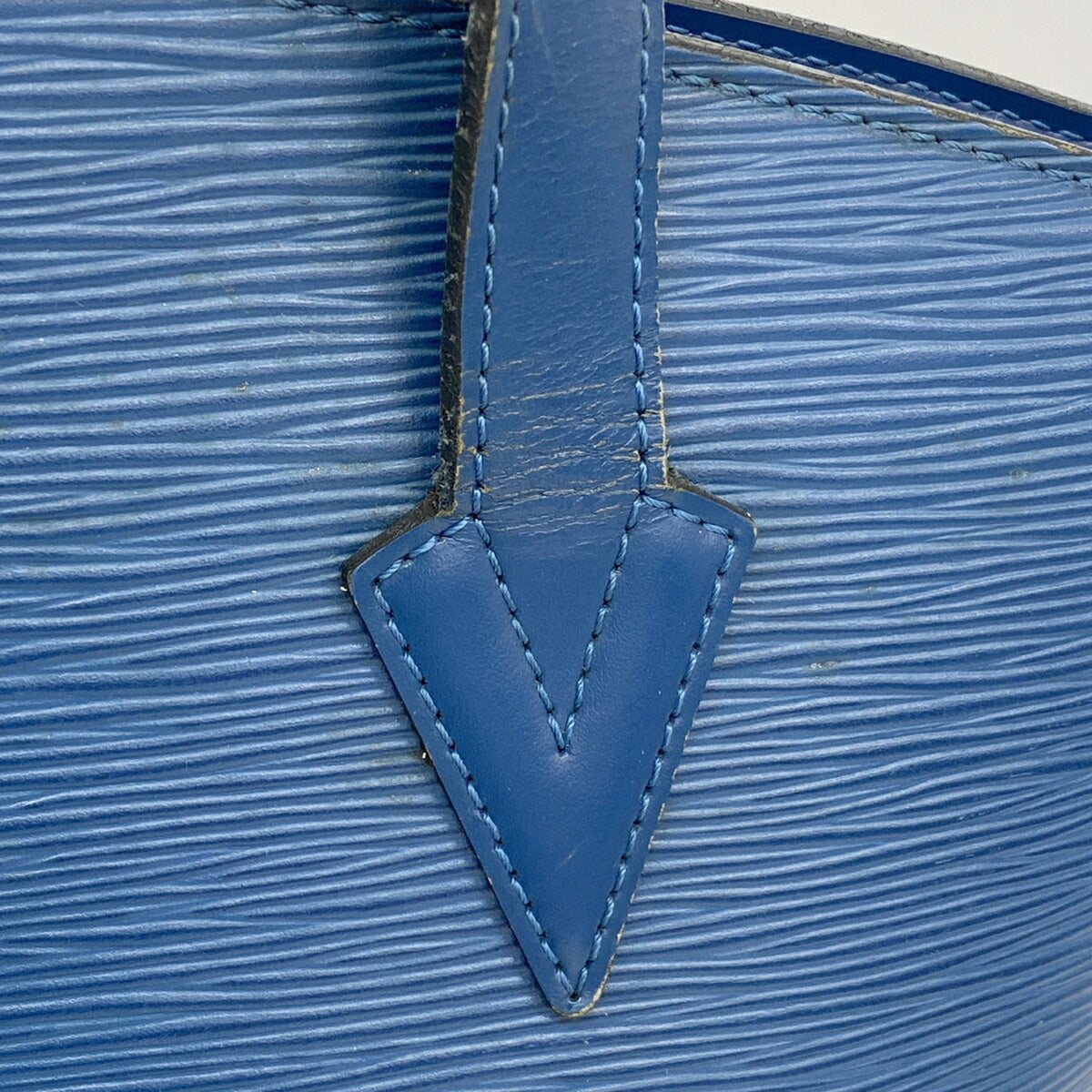 Louis Vuitton Toledo Blue Shoulder Bag (Pre-Owned)