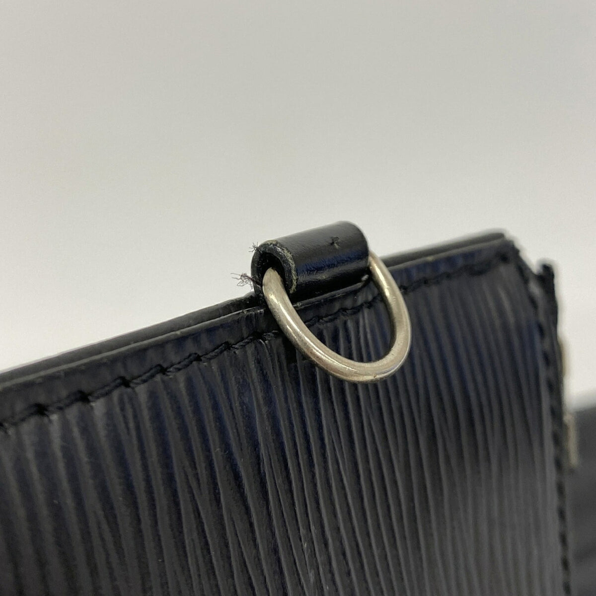 Louis Vuitton Noir Sling Bag (Pre-Owned)