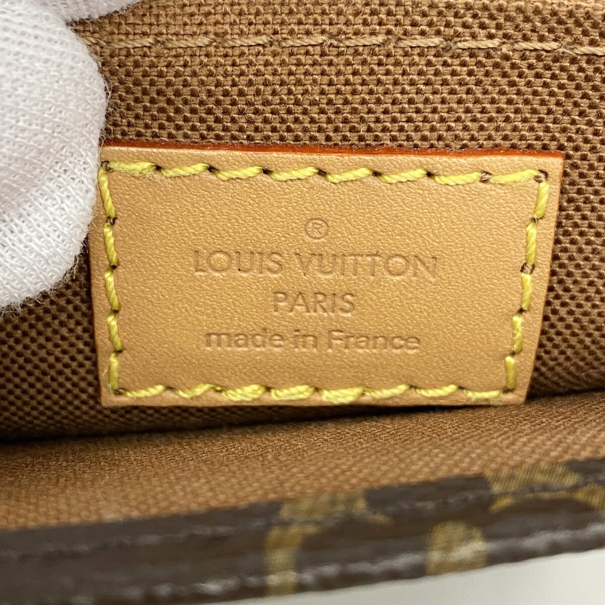 Louis Vuitton Brown Handbag (Pre-Owned)