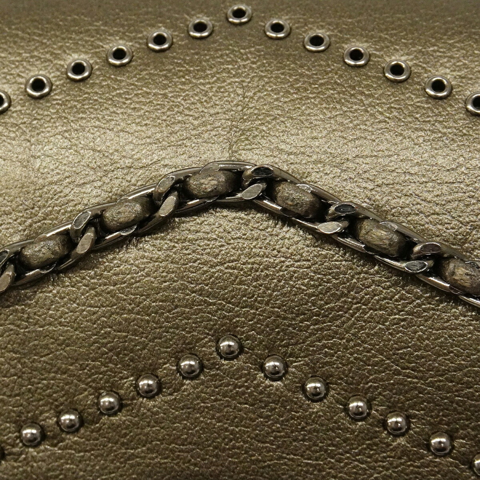Chanel Gray Leather Shoulder Bag (Pre-Owned)