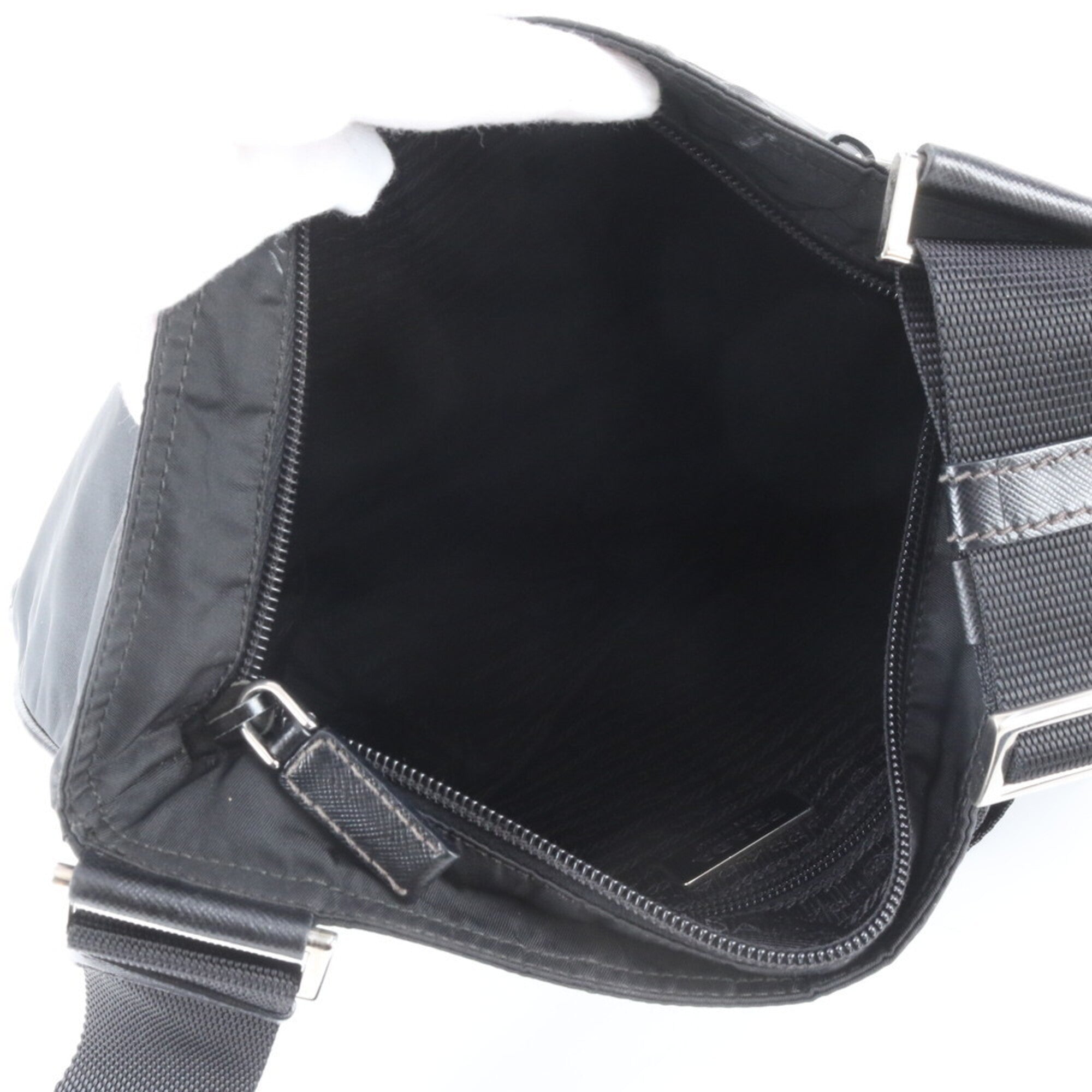 Prada Black Nylon Leather Messenger Bag Shoulder Bag (Pre-Owned)
