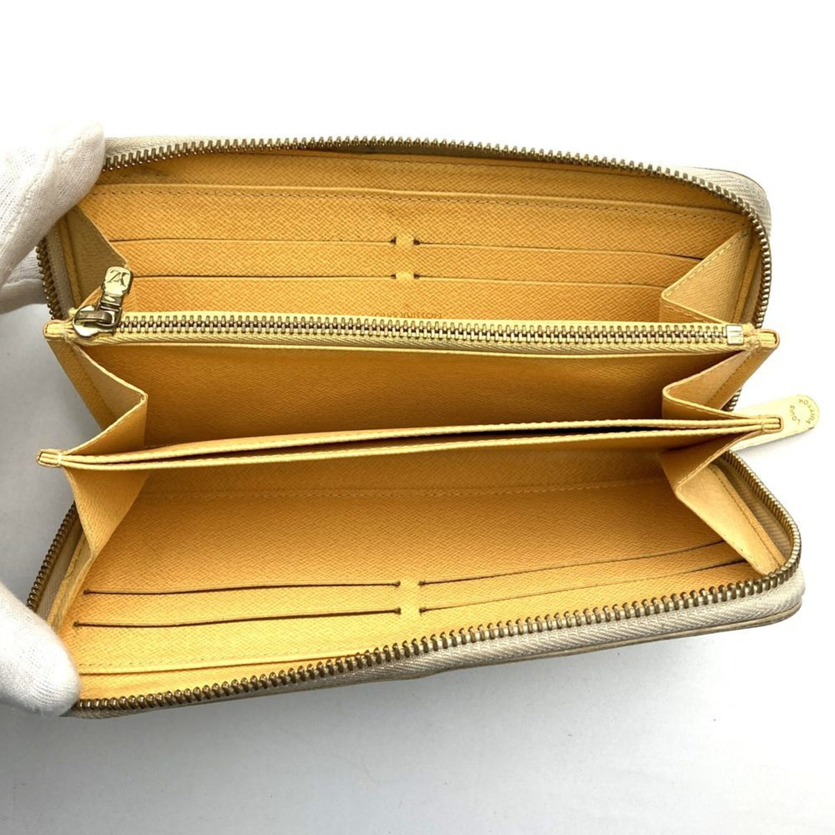 Louis Vuitton White Damier Azur Canvas Long Wallet (Bi-Fold) (Pre-Owned)