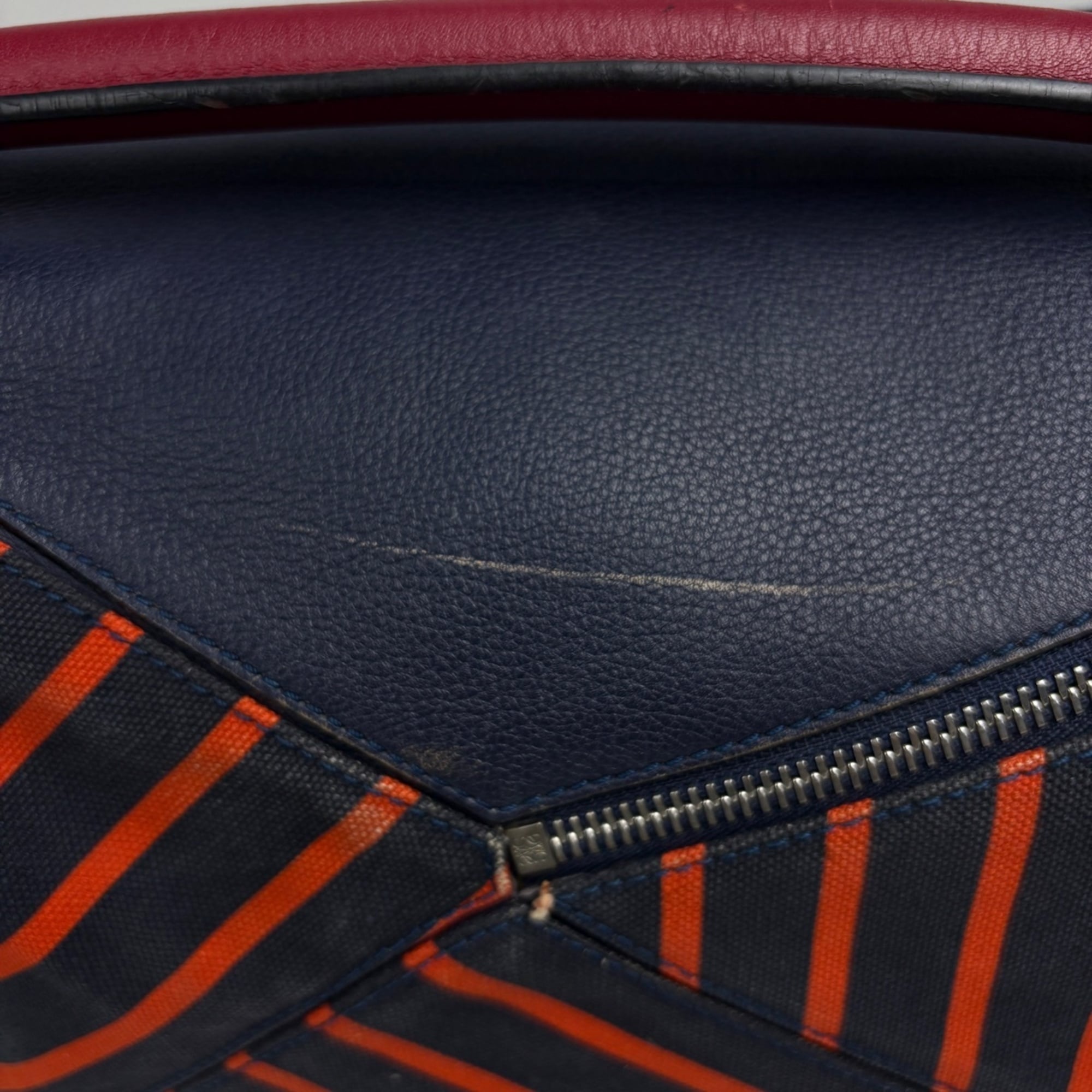 Loewe Navy Red Color Leather Canvas Handbag (Pre-Owned)