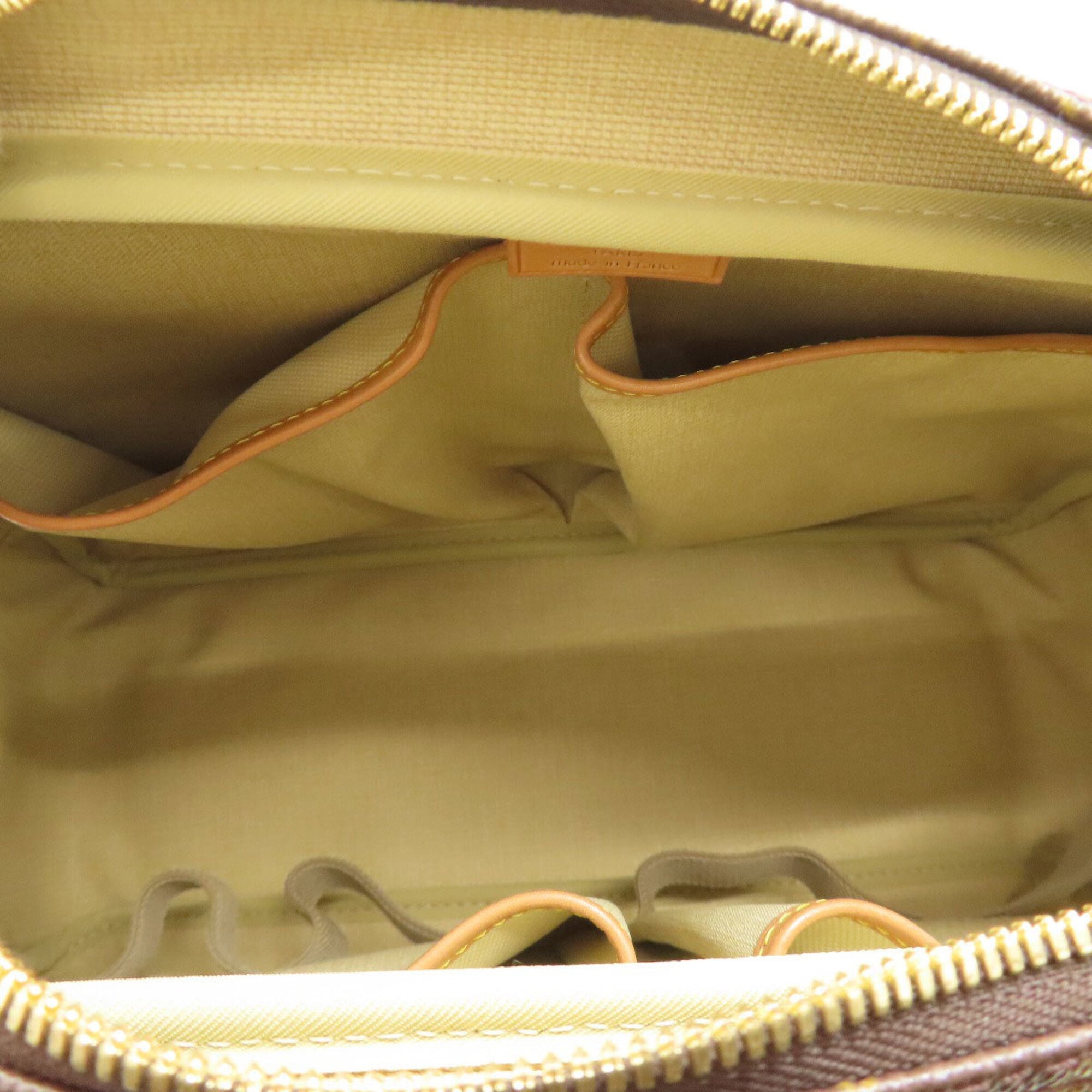 Louis Vuitton Brown Monogram Monogram Canvas Handbag (Pre-Owned)