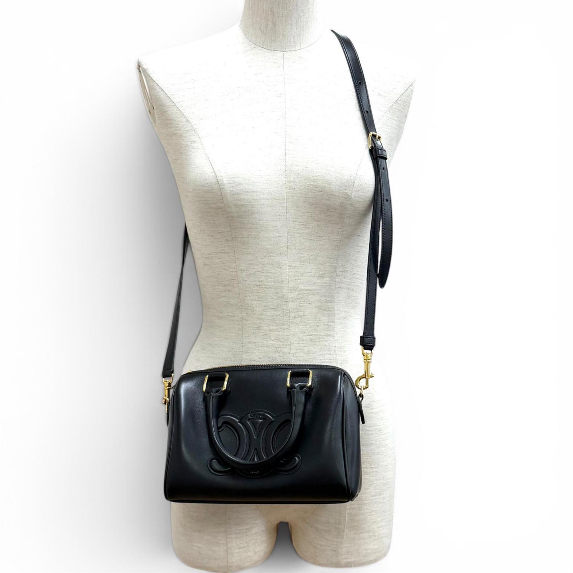 Celine Black Leather Shoulder Bag (Pre-Owned)