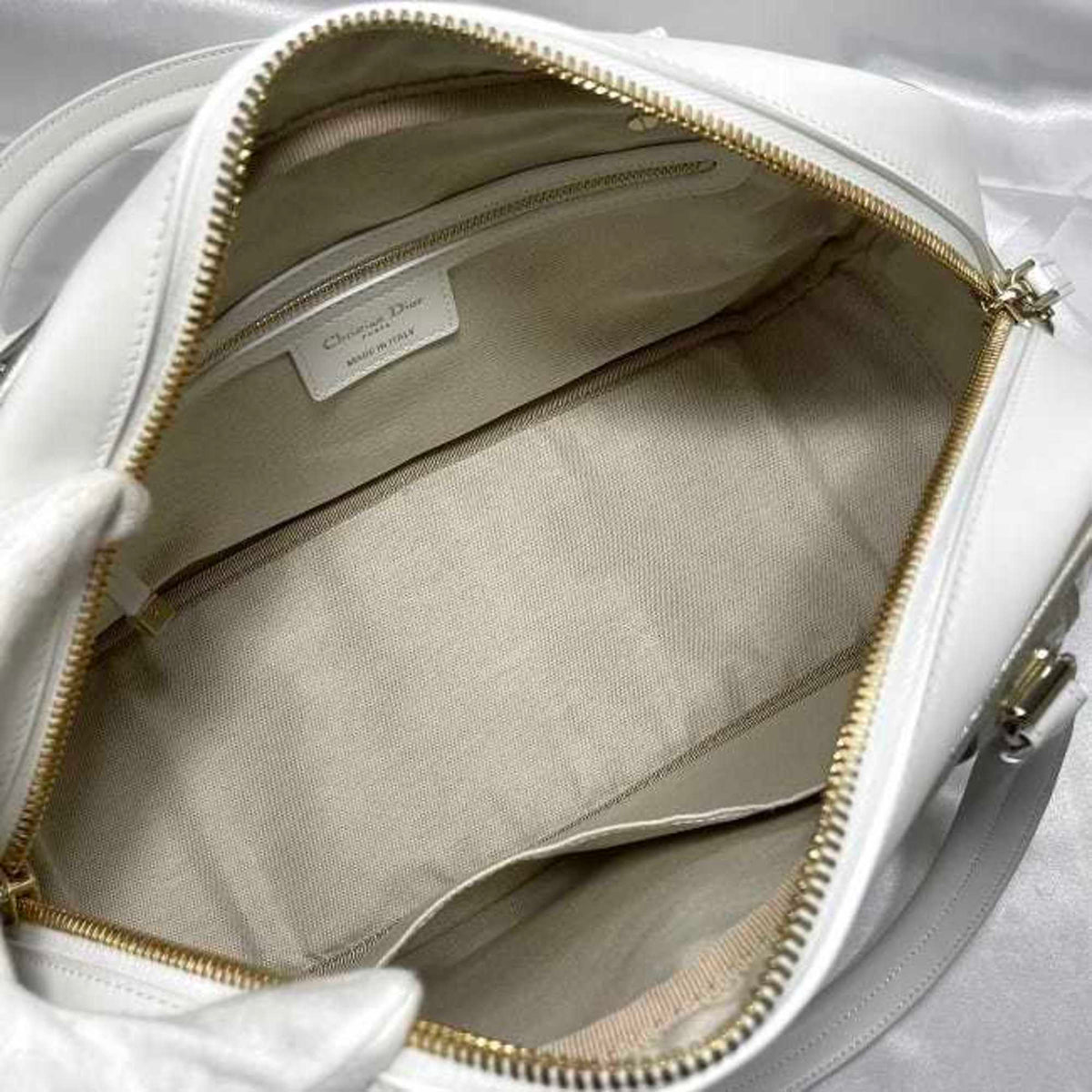 Christian Dior Trotter White Leather Rubber Boston Bag Handbag (Pre-Owned)